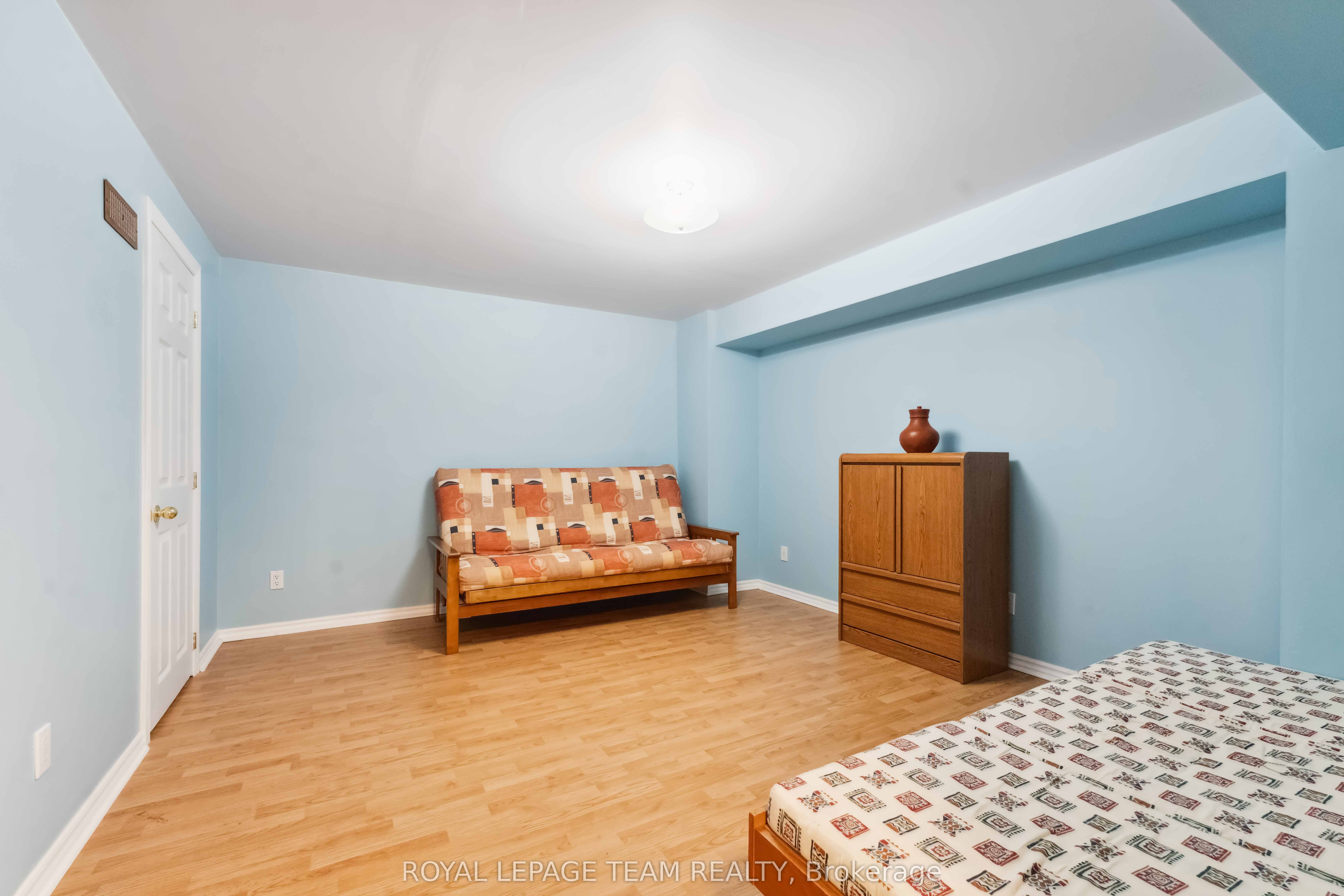 39 Vermont Avenue Property Photo 42