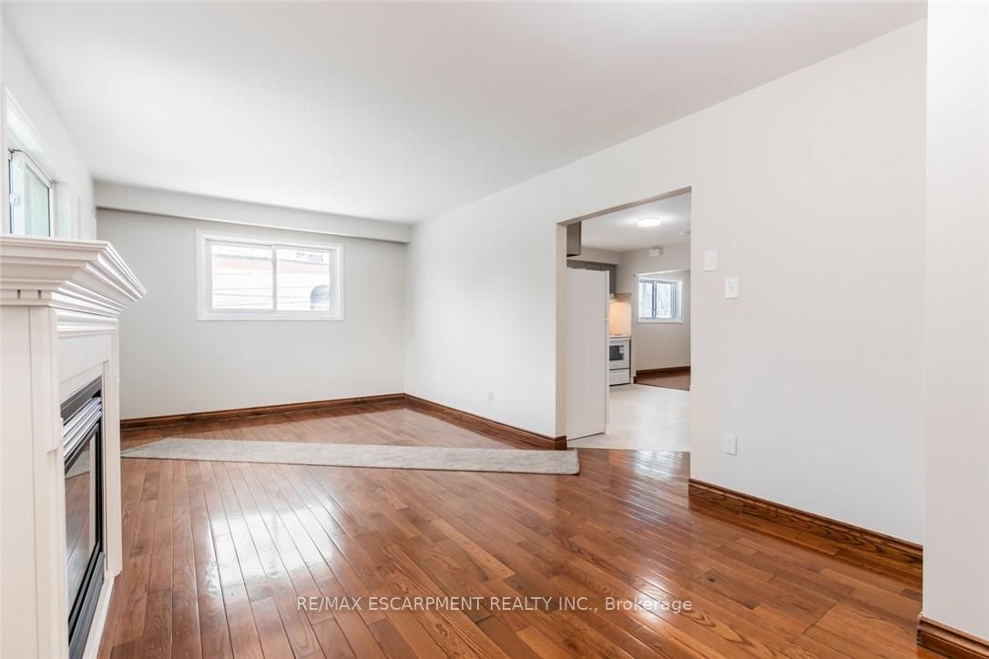 2340 King St E Property Photo 41