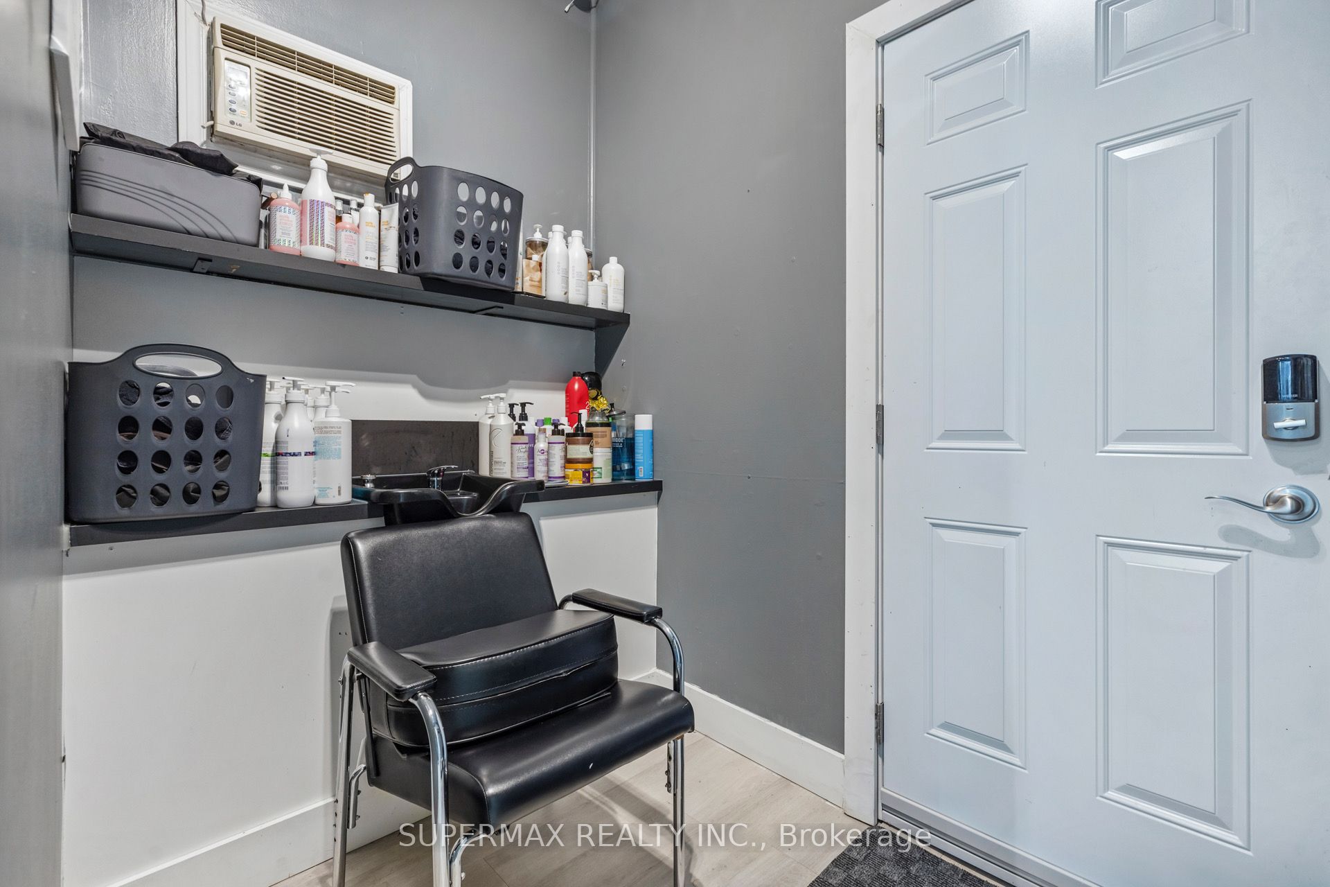 122 Wharncliffe Road Property Photo 7
