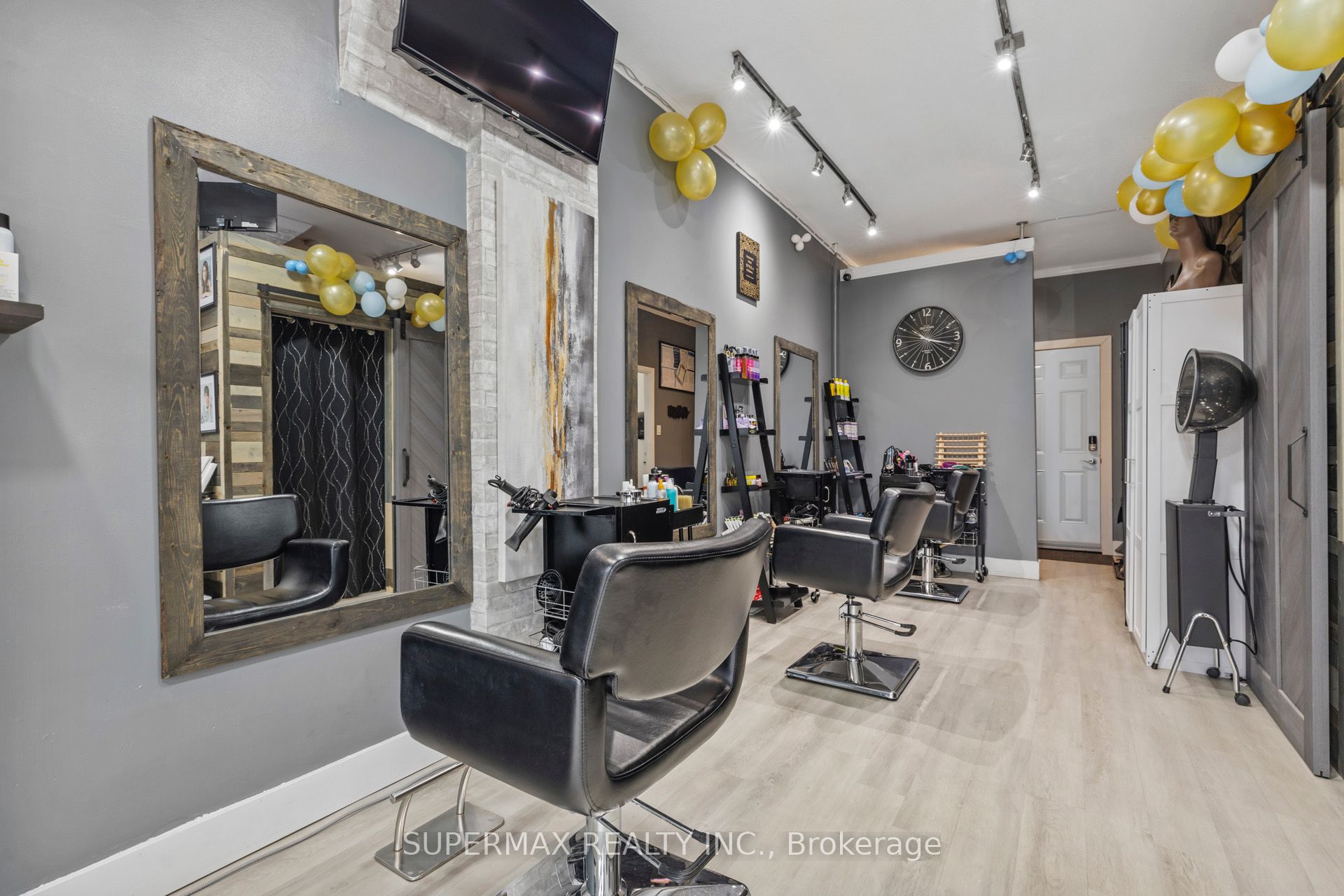122 Wharncliffe Road Property Photo 8