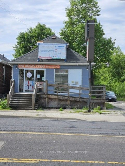 1230 Barton Street E Property Photo 1