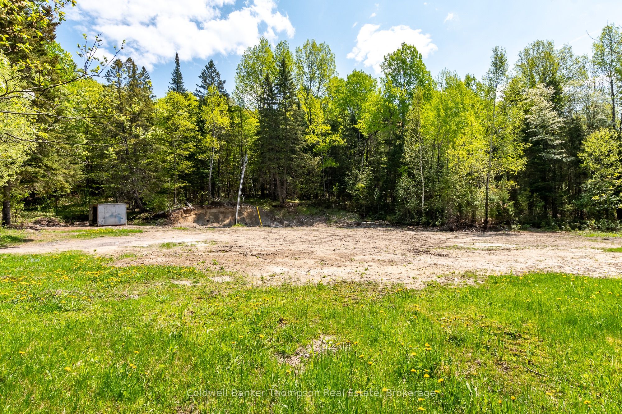 321 3 Mile Lake Rd Property Photo 5