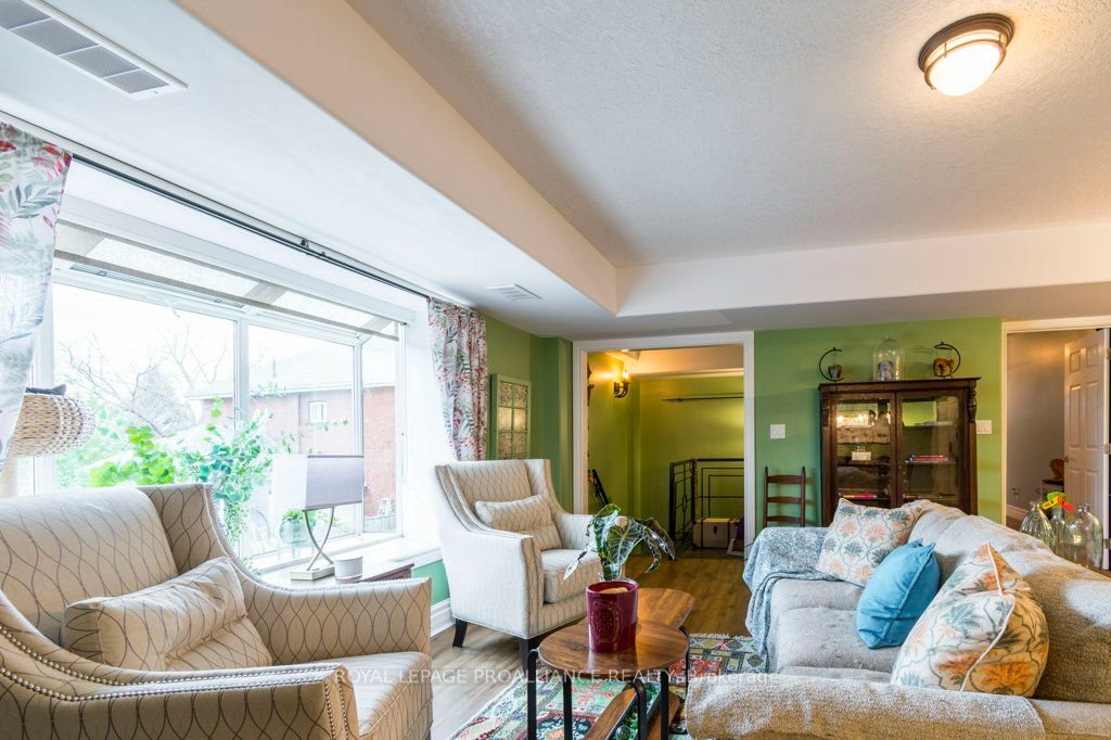 #103 - 145 Farley Avenue Property Photo 4
