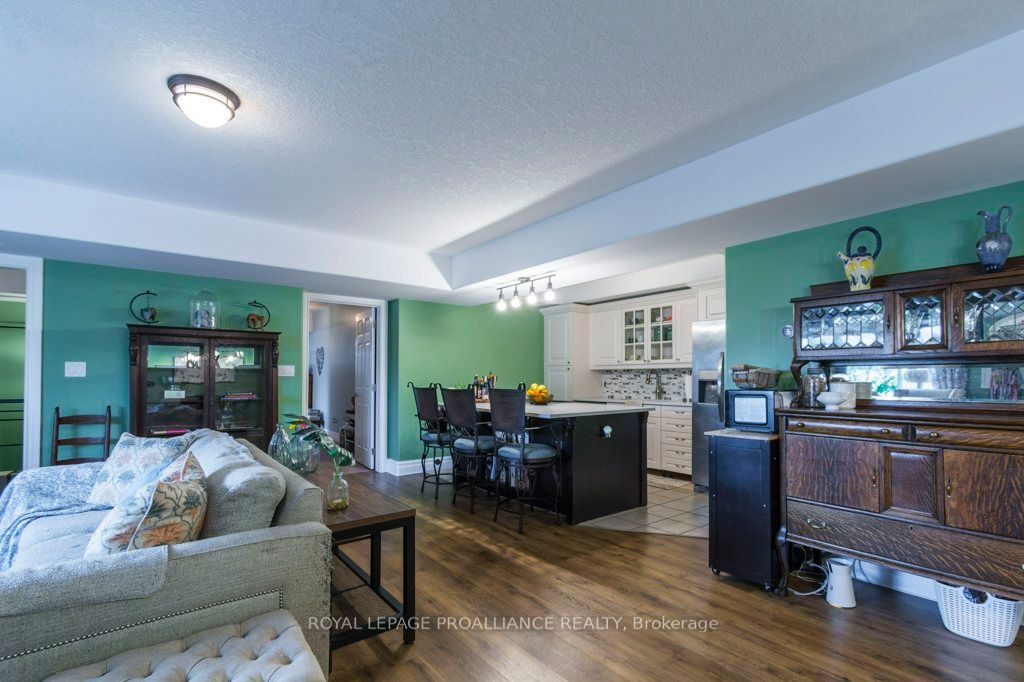 #103 - 145 Farley Avenue Property Photo 7
