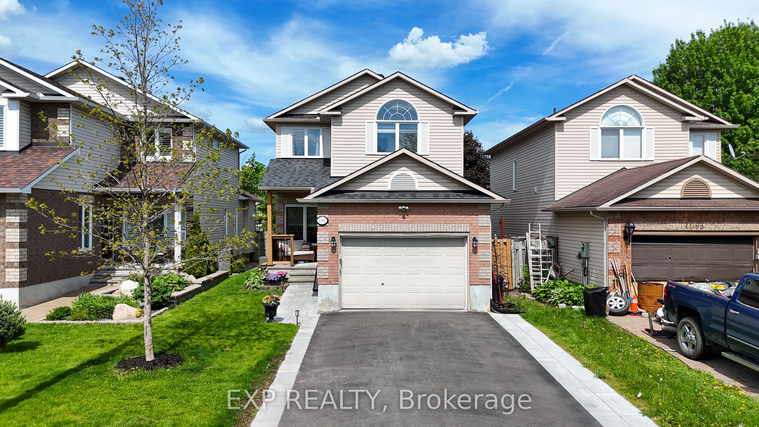 1091 Rocky Harbour Crescent Property Photo 1
