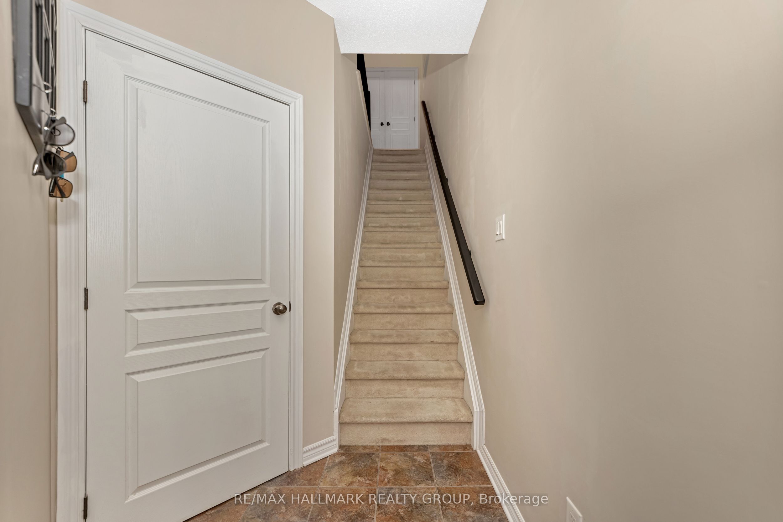 103 Eye Bright Crescent 24 Property Photo 4