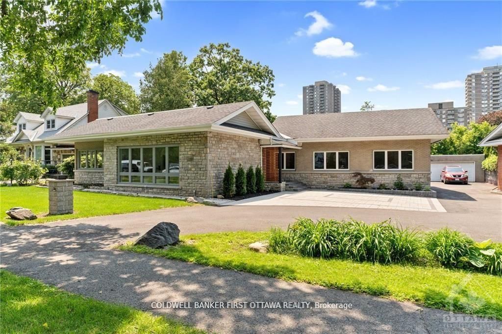 214 Island Park Drive Property Photo 1