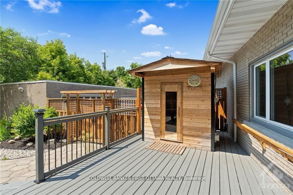 214 Island Park Drive Property Photo 22