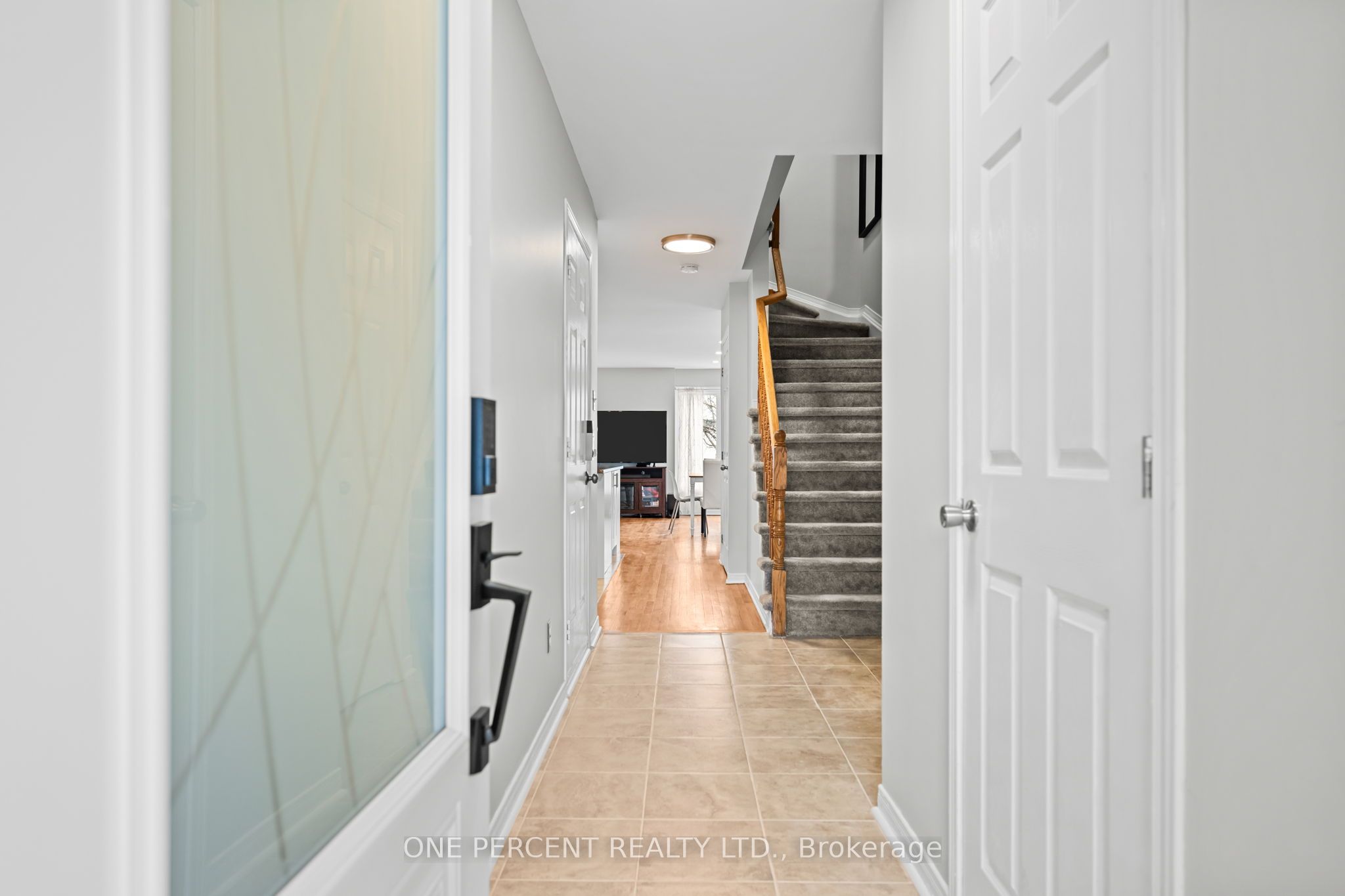 137 Topham Terrace Property Photo 4