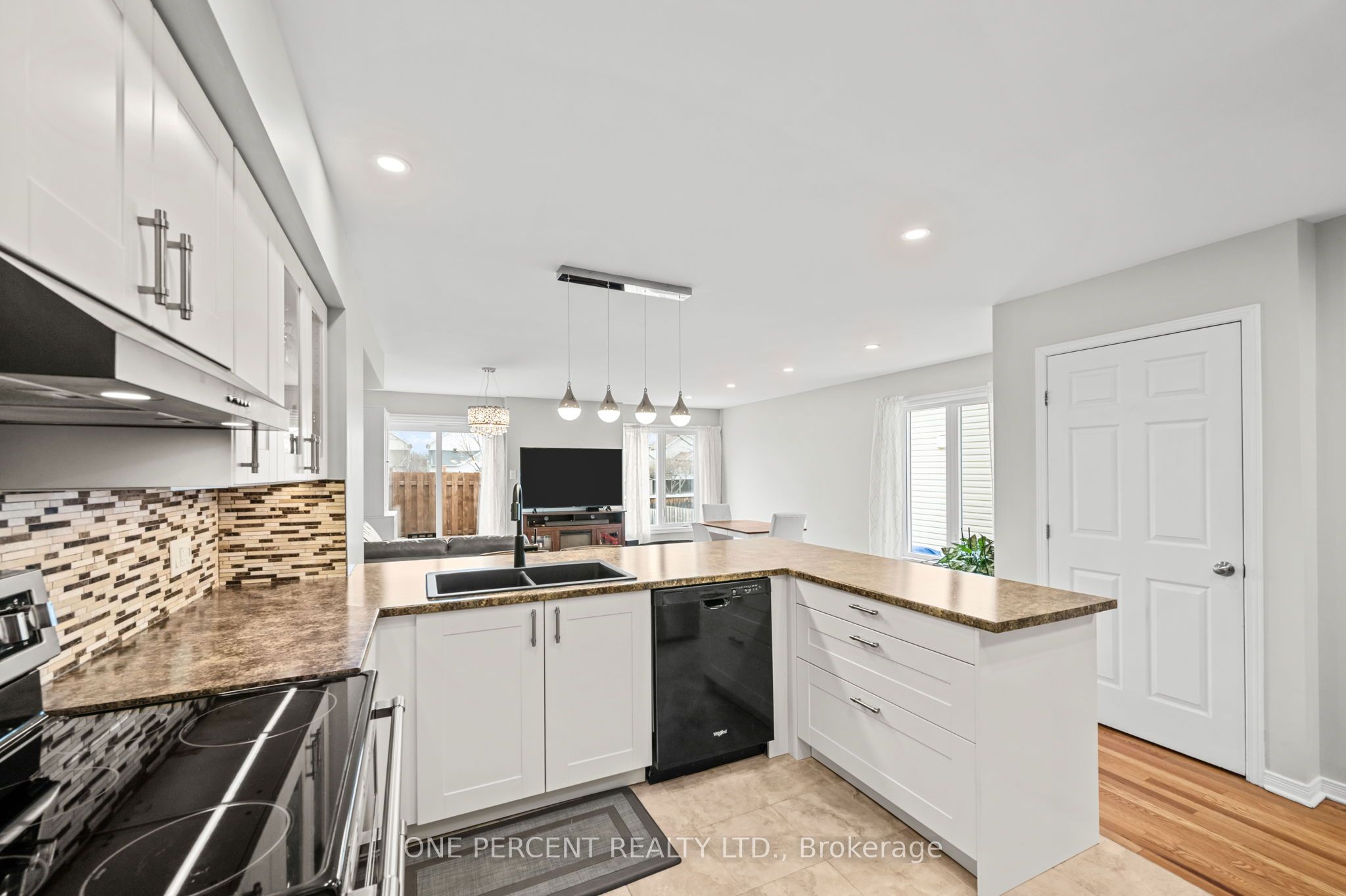 137 Topham Terrace Property Photo 11
