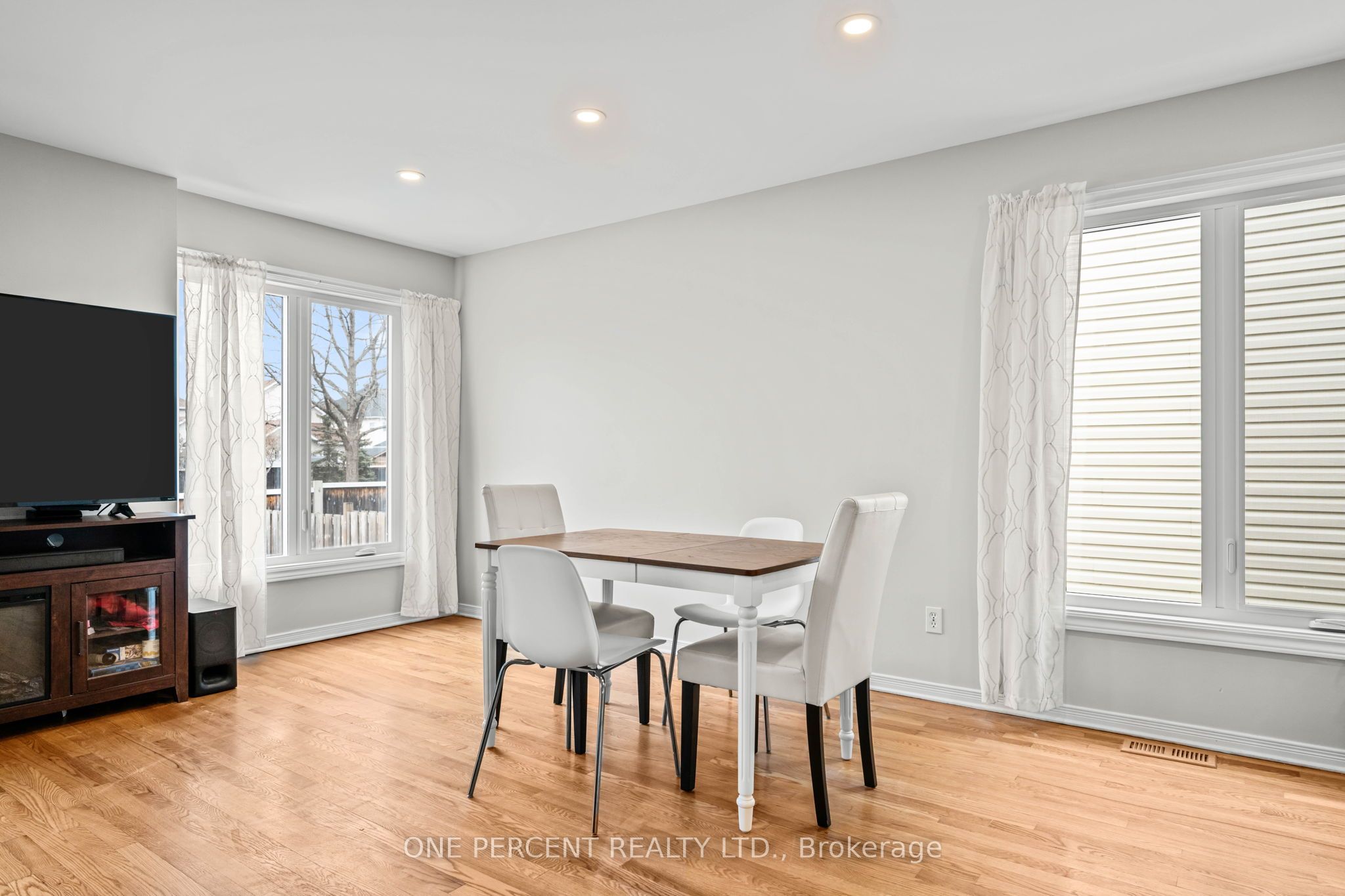 137 Topham Terrace Property Photo 15