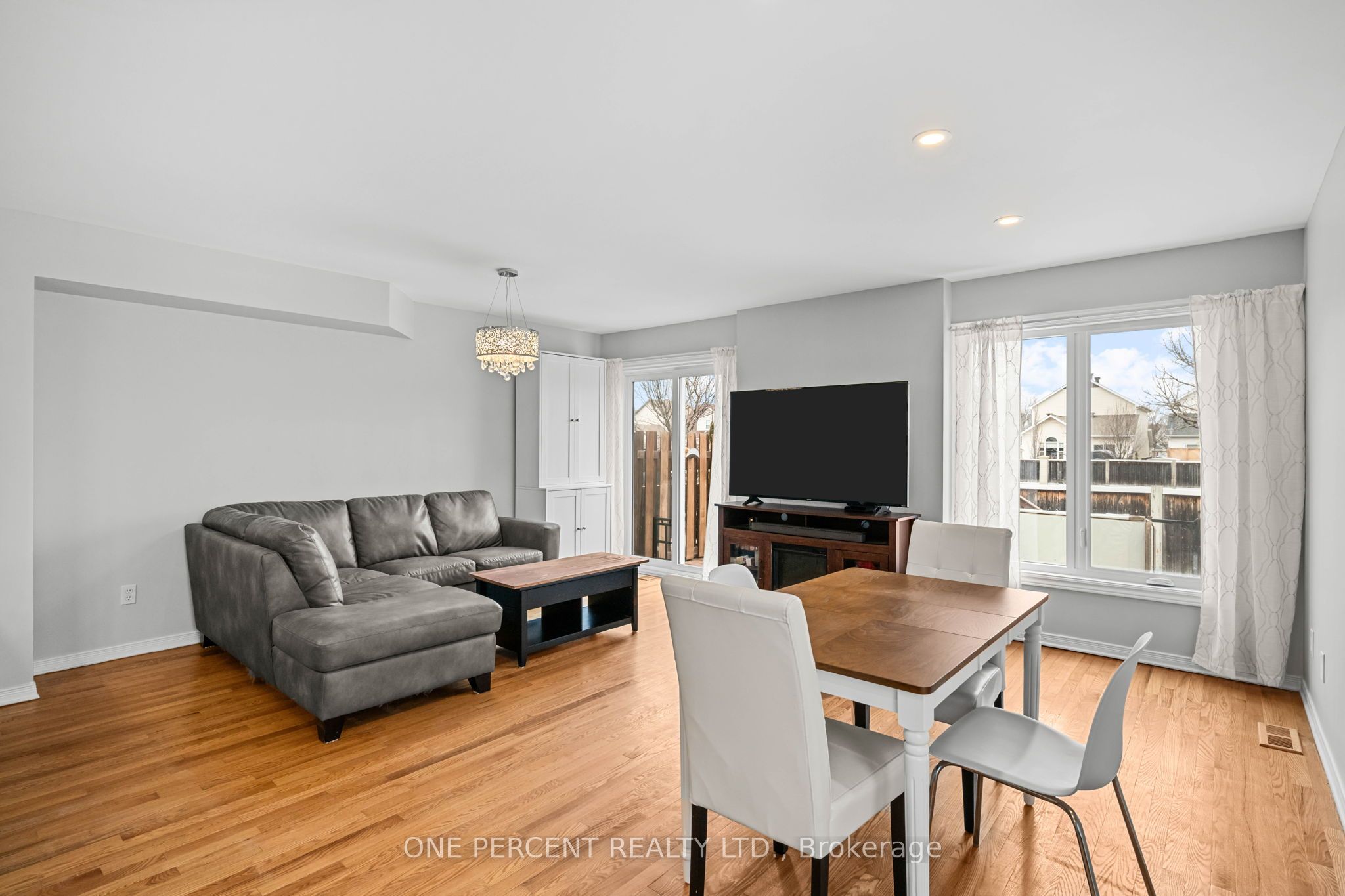 137 Topham Terrace Property Photo 16