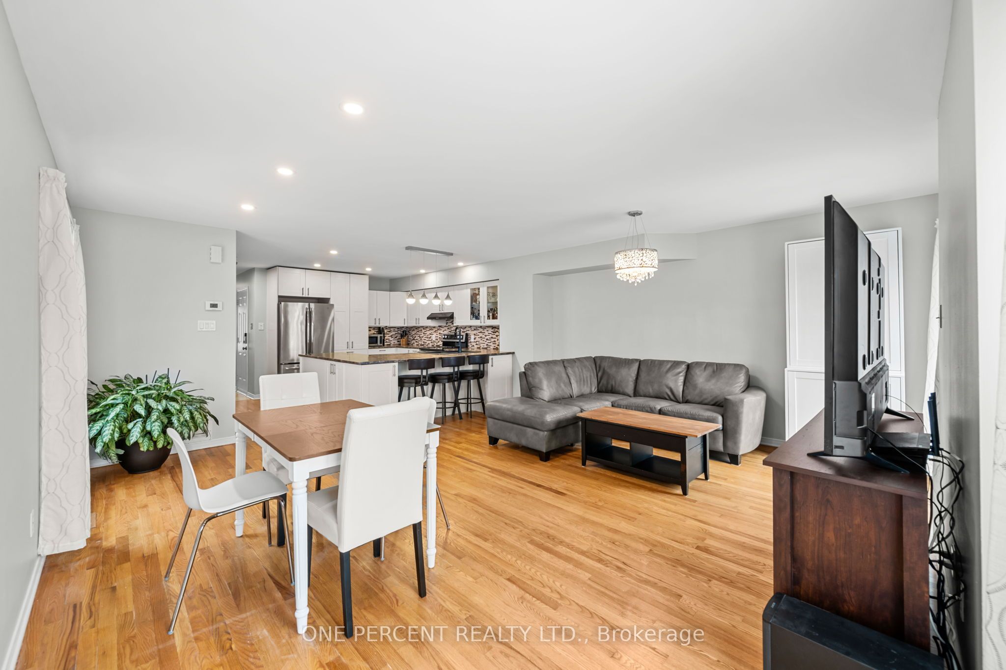 137 Topham Terrace Property Photo 17