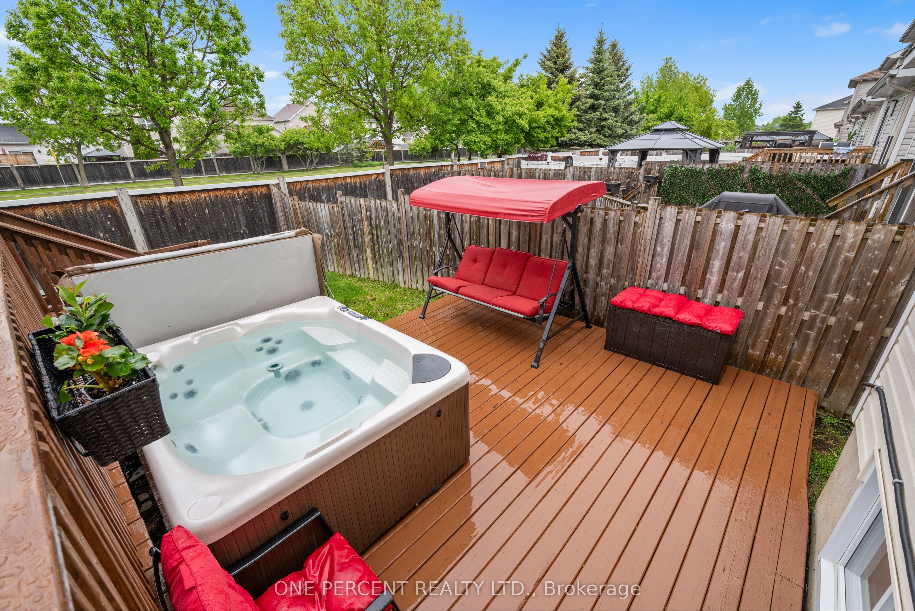 137 Topham Terrace Property Photo 35
