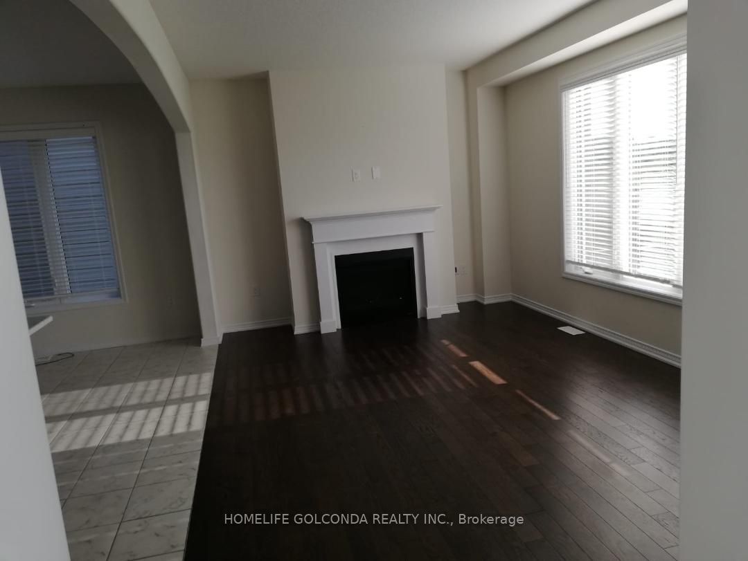 8004 Odell Crescent Property Photo 15
