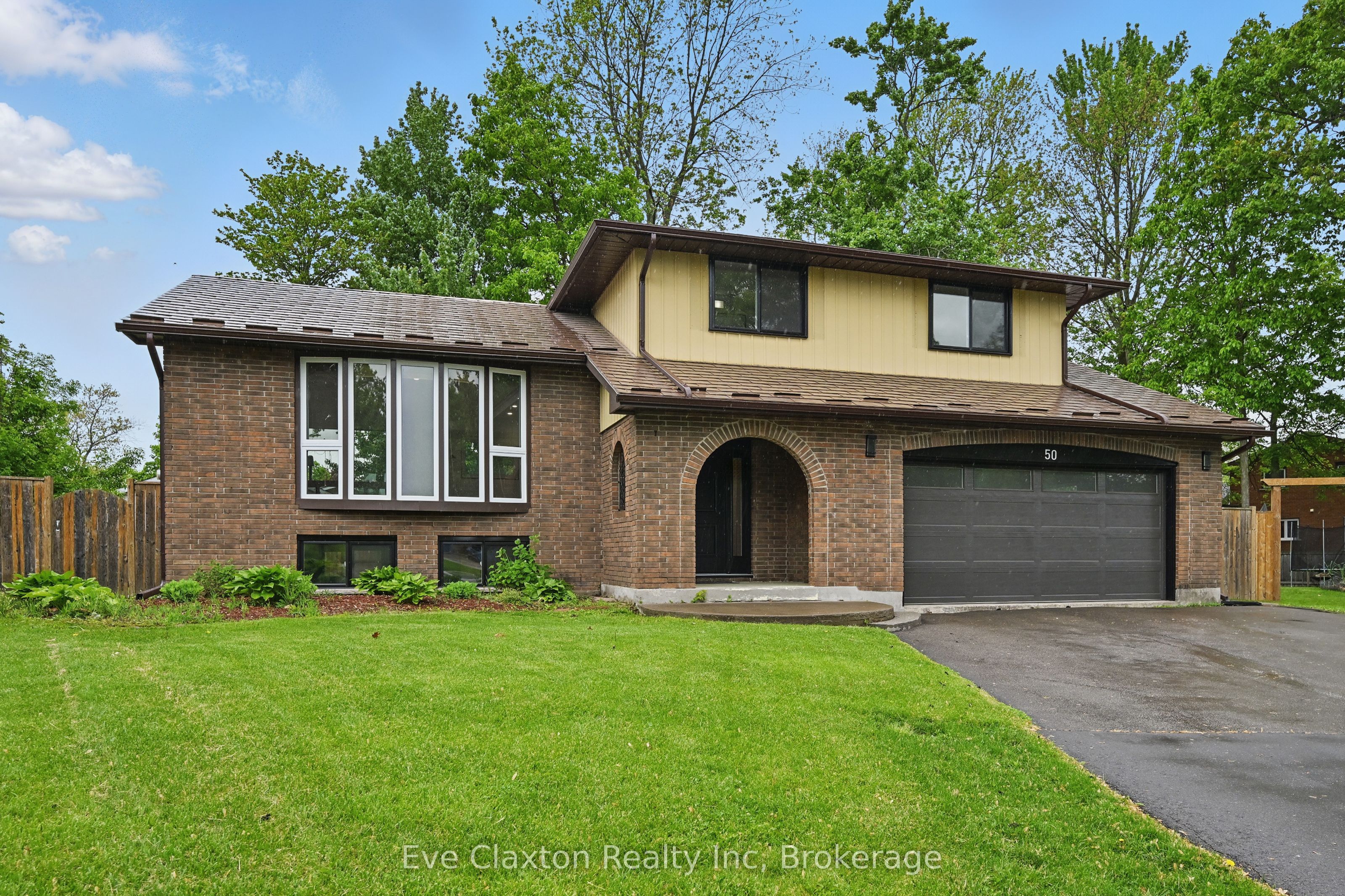 50 Sherwood Forest Trl Property Photo 1