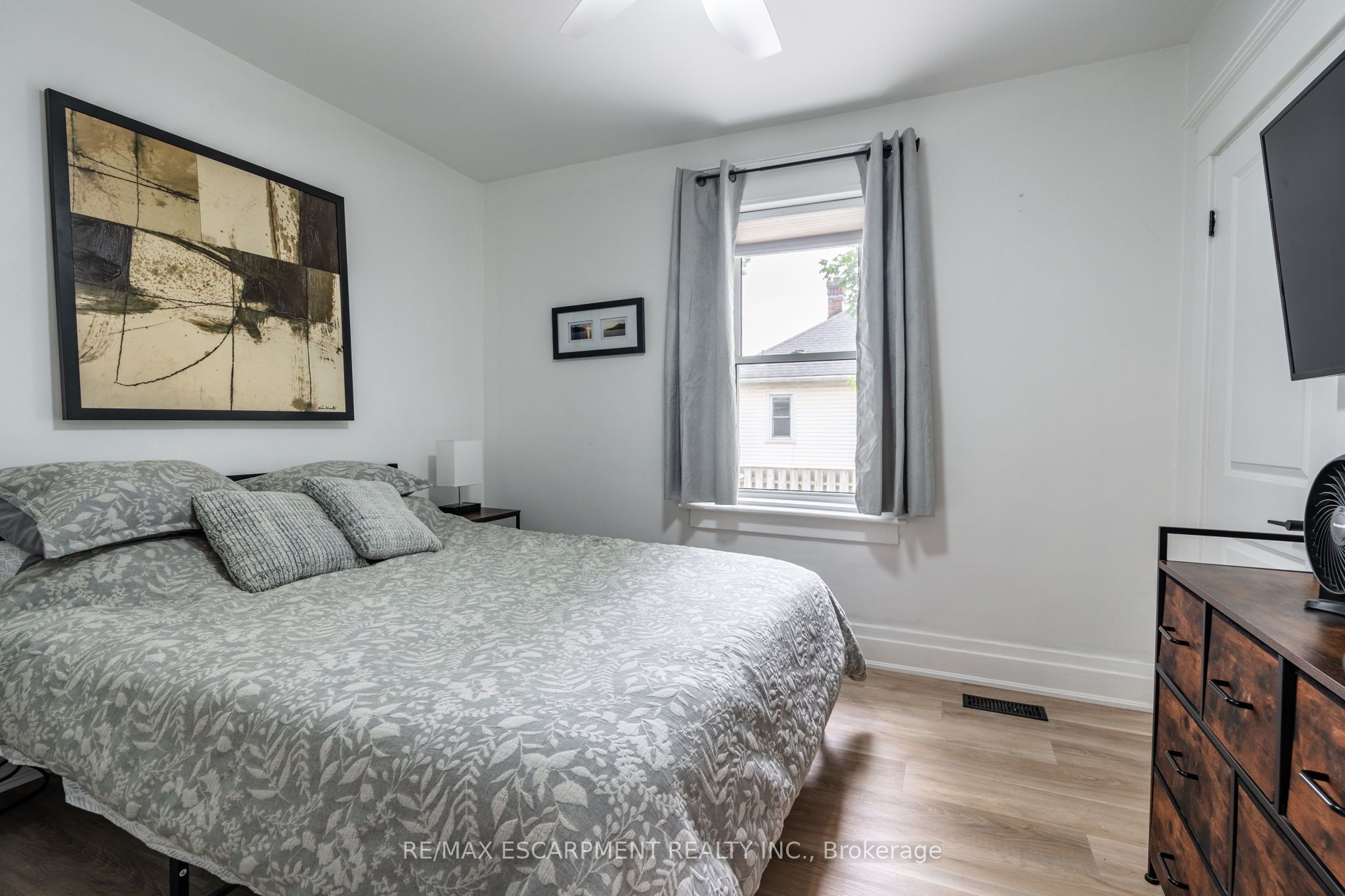 172 Pine Street Property Photo 27