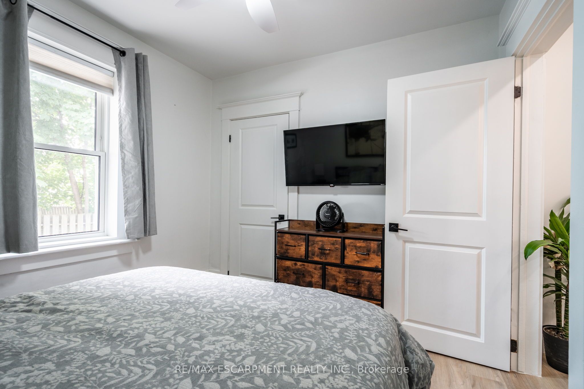 172 Pine Street Property Photo 29