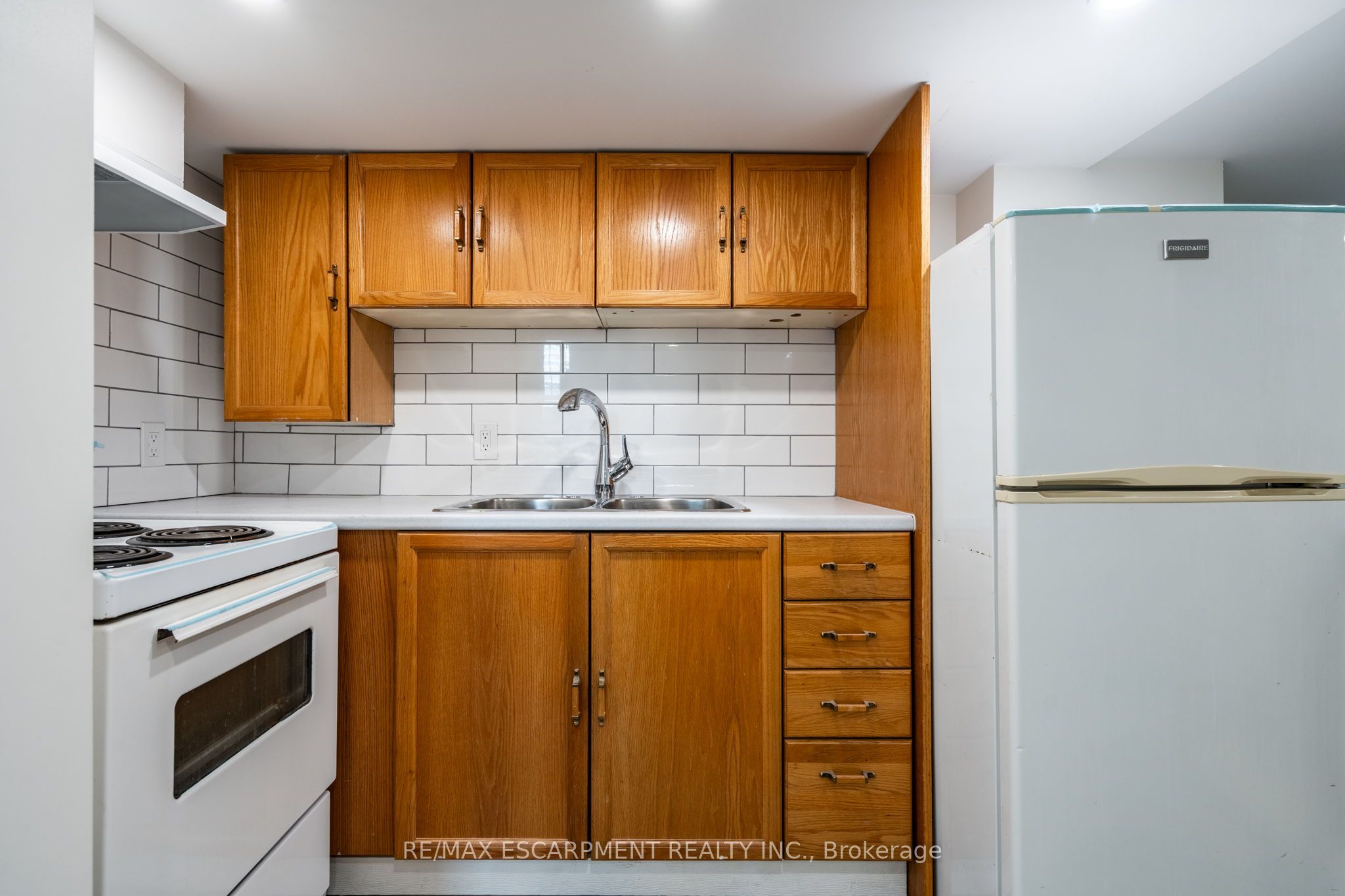 172 Pine Street Property Photo 34