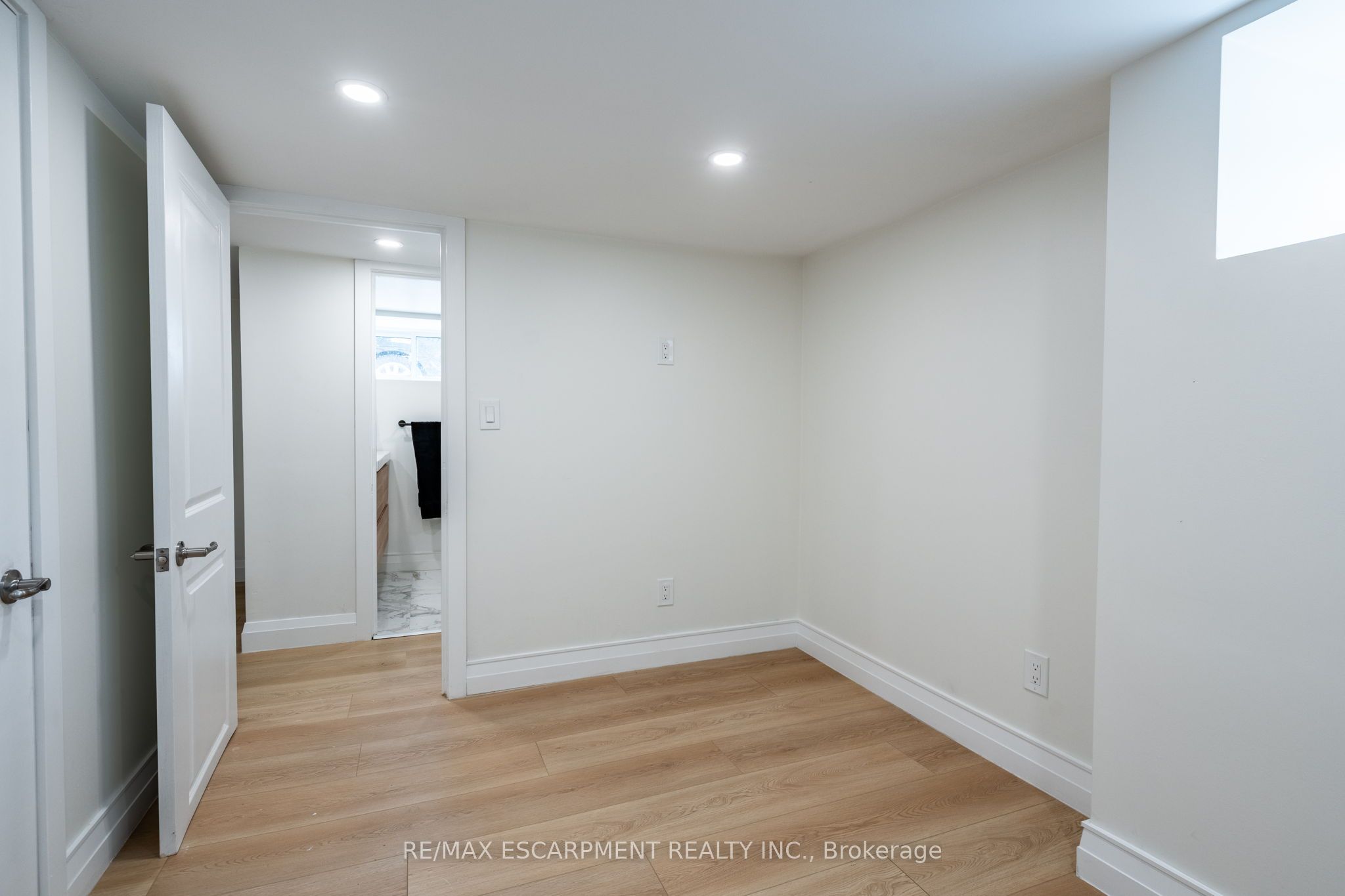 172 Pine Street Property Photo 42