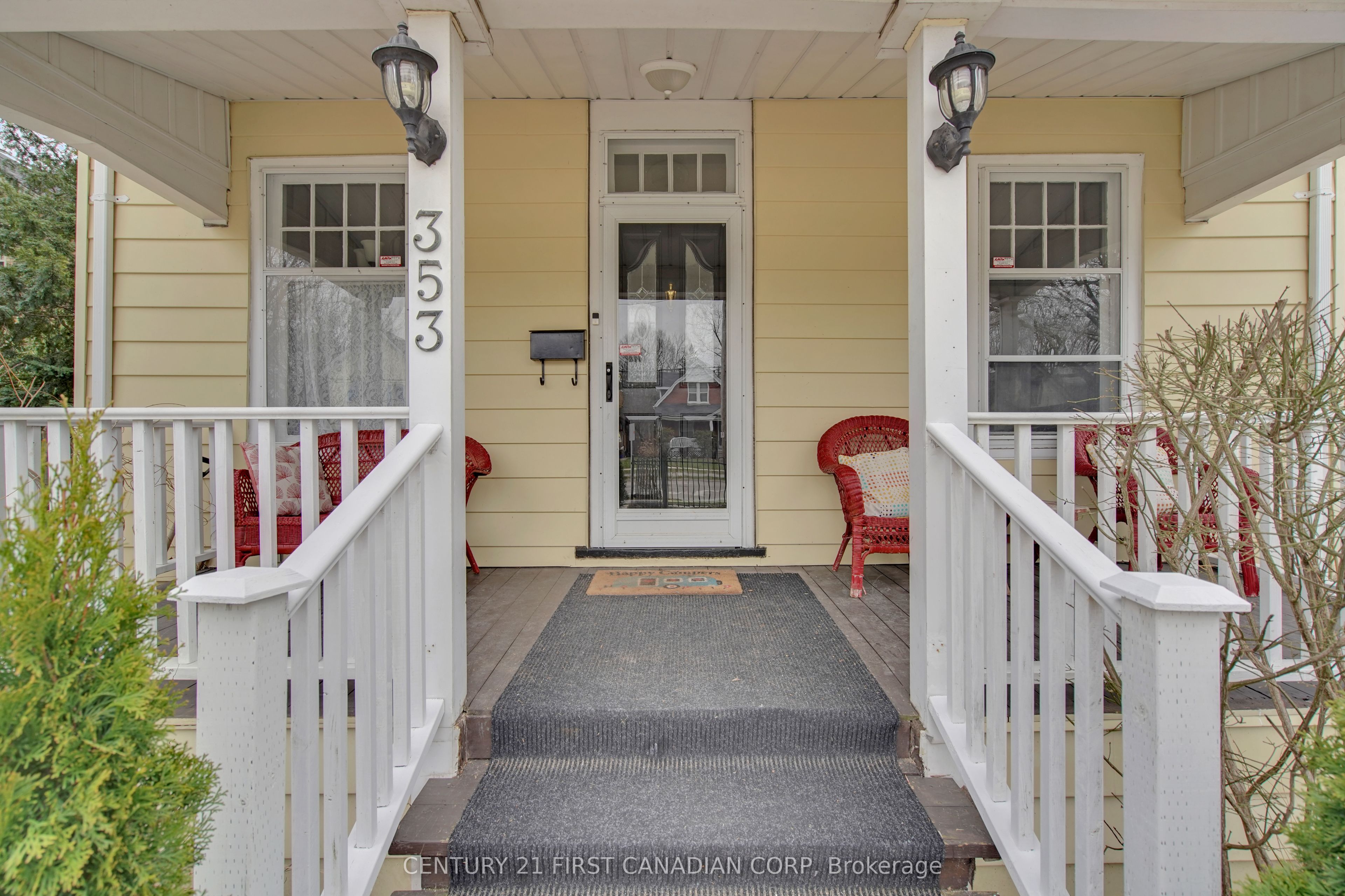 353 Cheapside Street Property Photo 3
