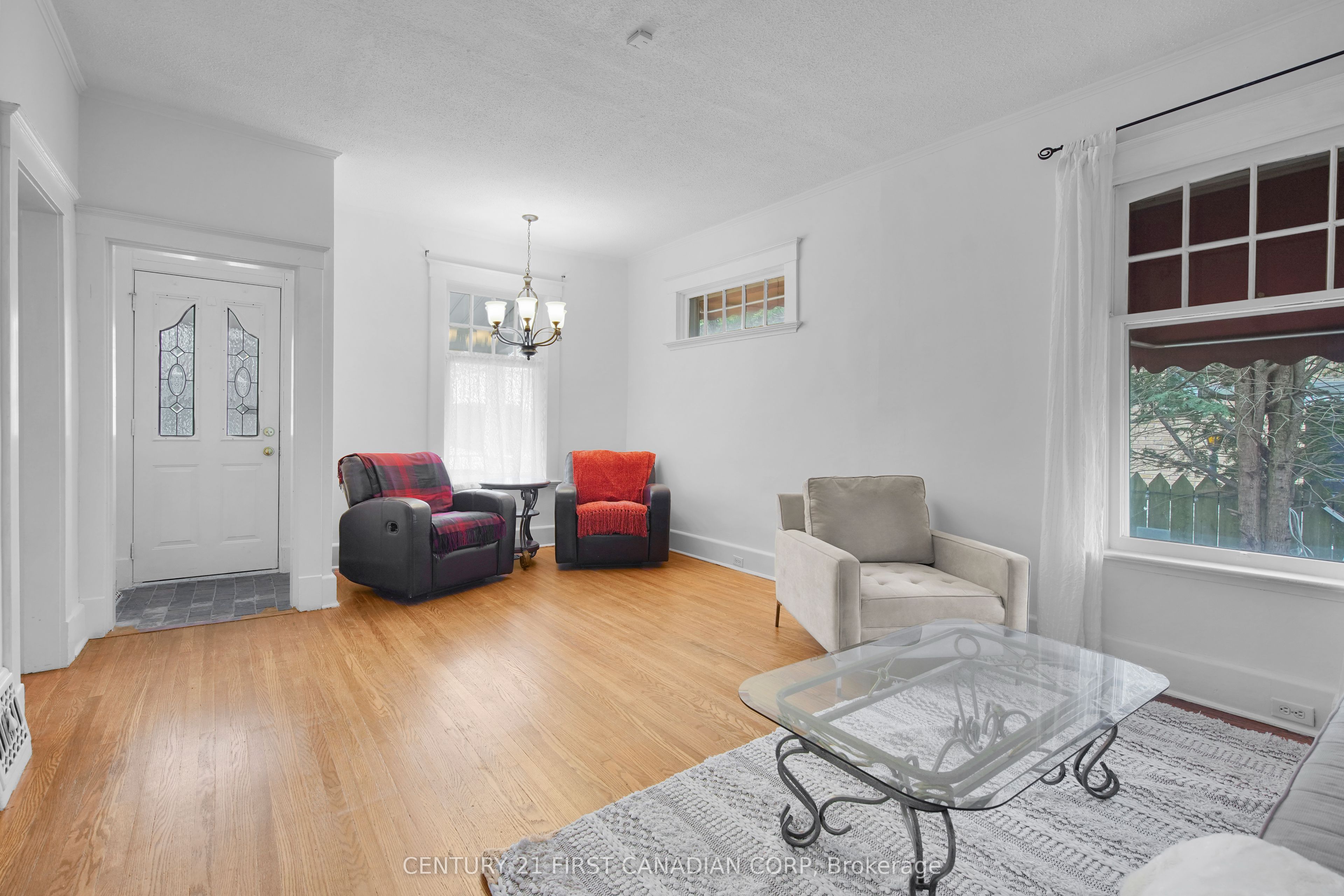 353 Cheapside Street Property Photo 8