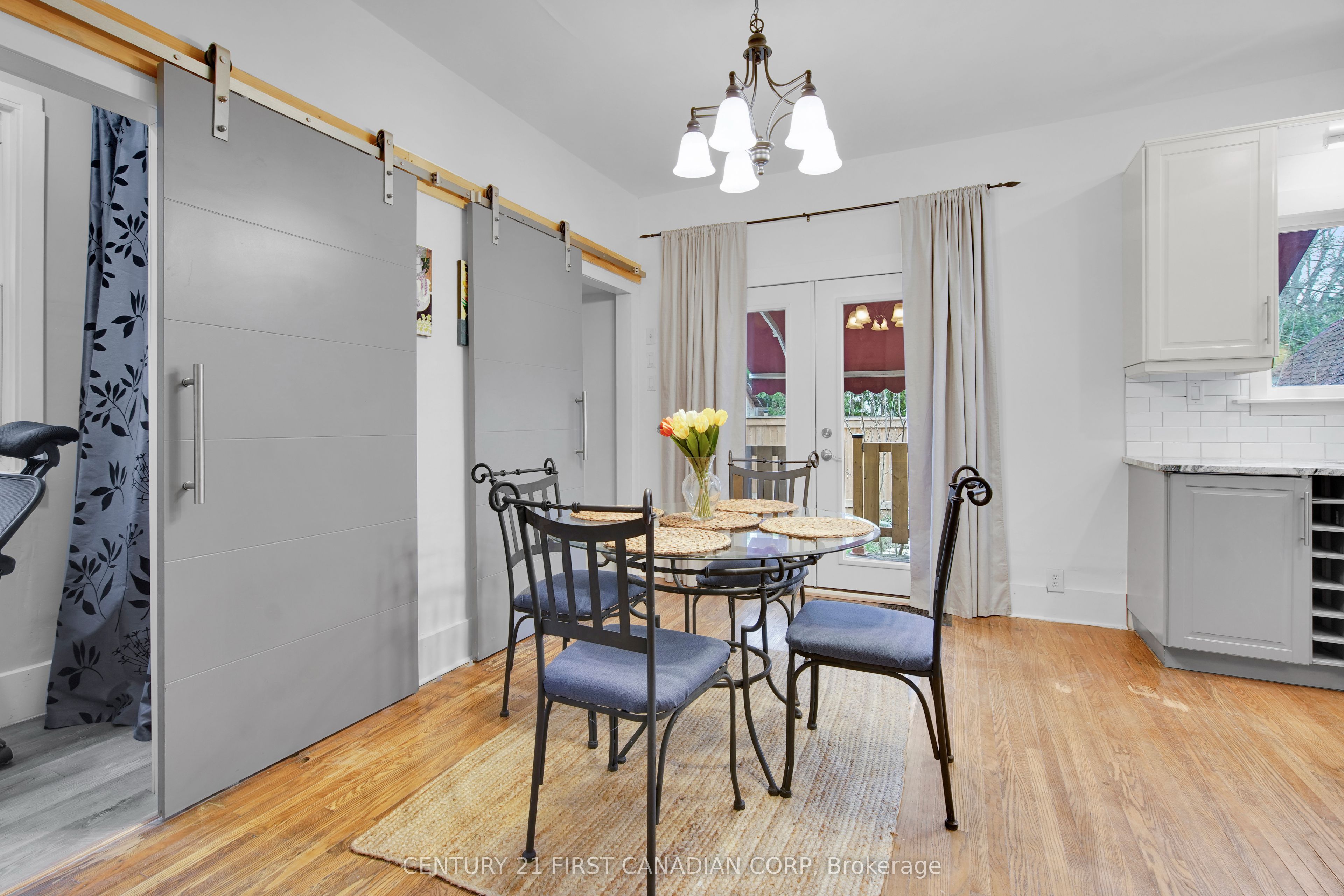 353 Cheapside Street Property Photo 10