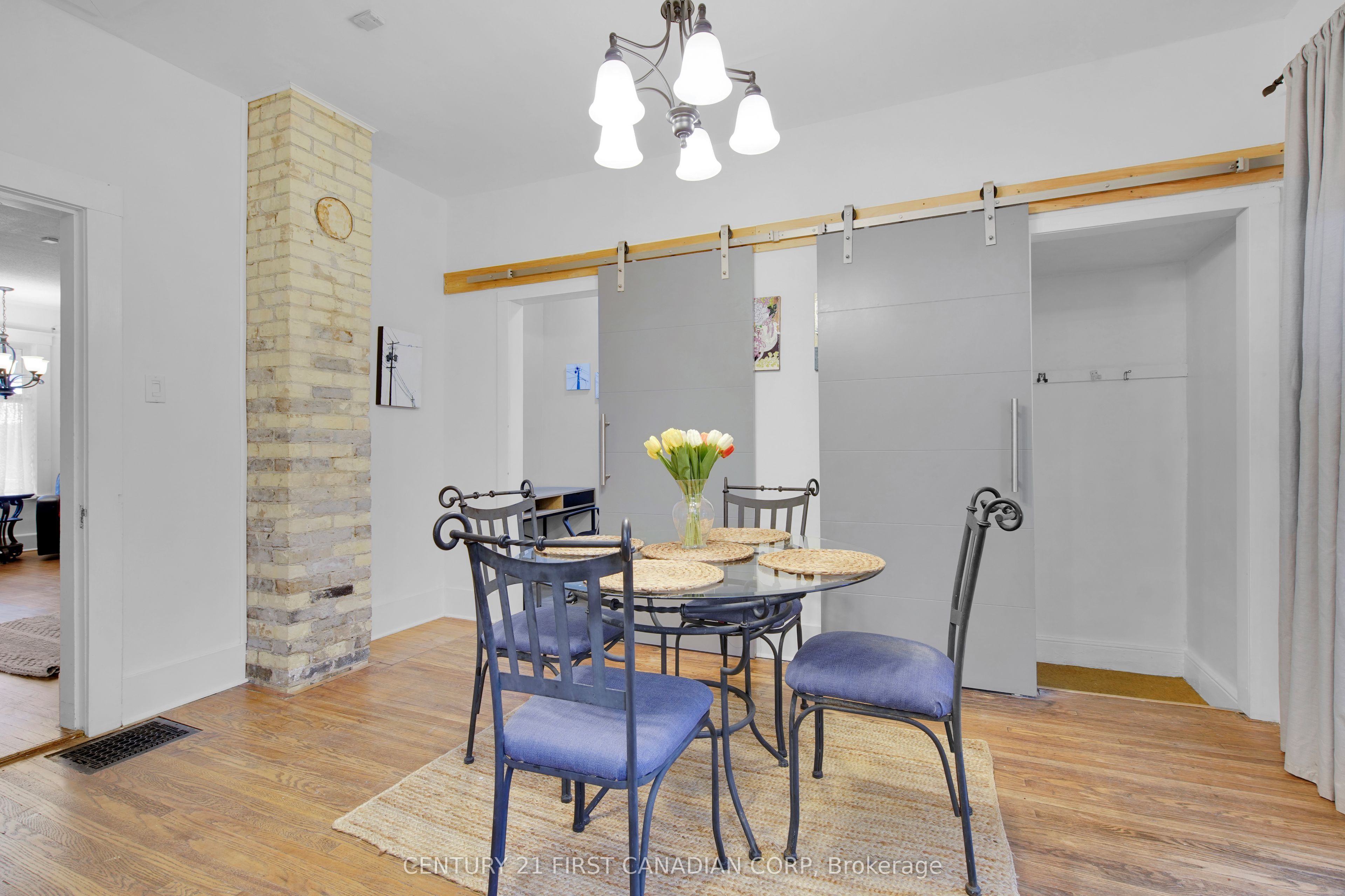 353 Cheapside Street Property Photo 15