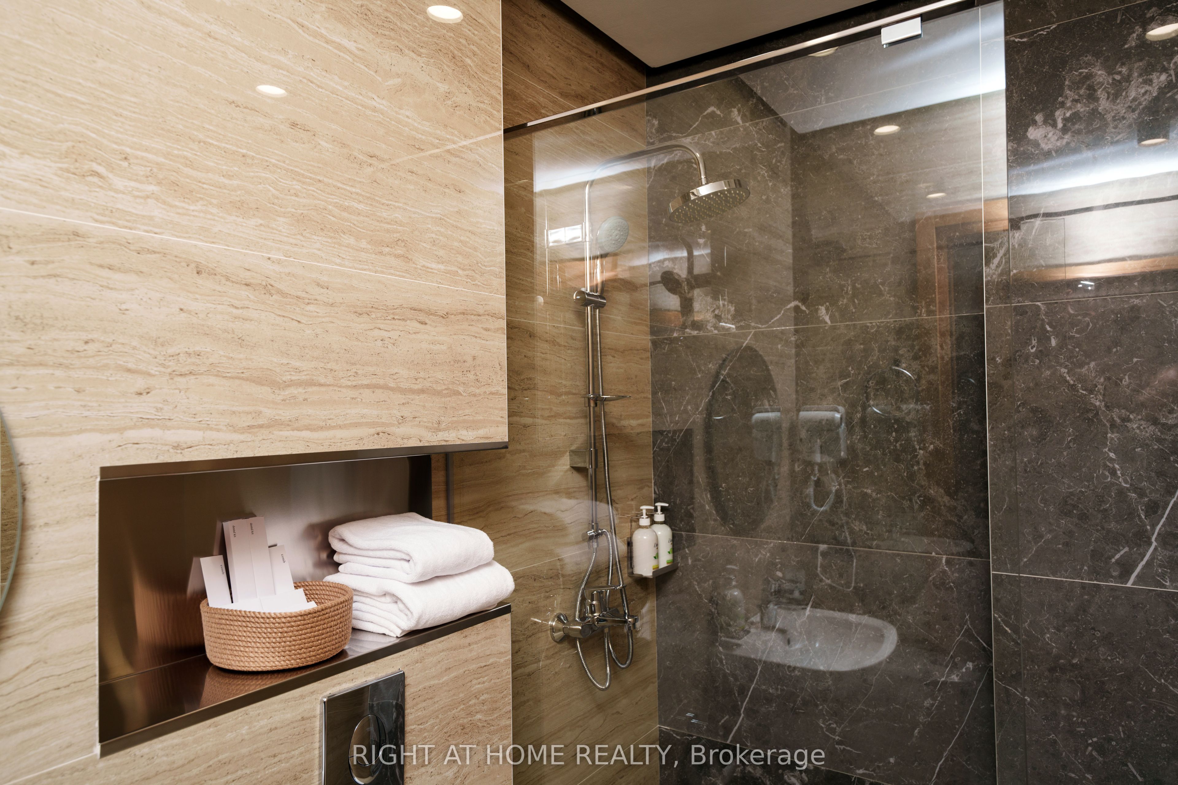 30 Vardanants Street Property Photo 35