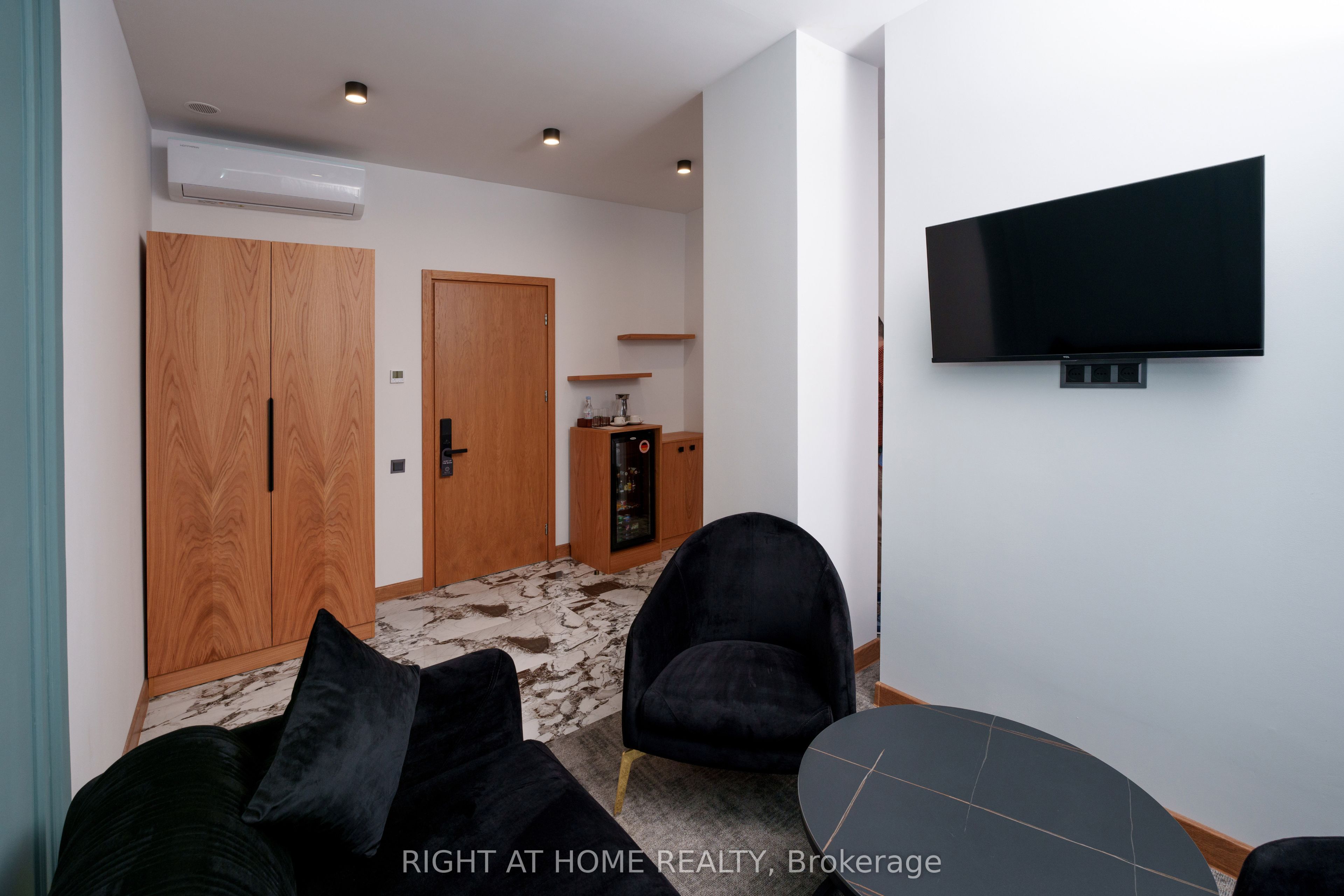 30 Vardanants Street Property Photo 39