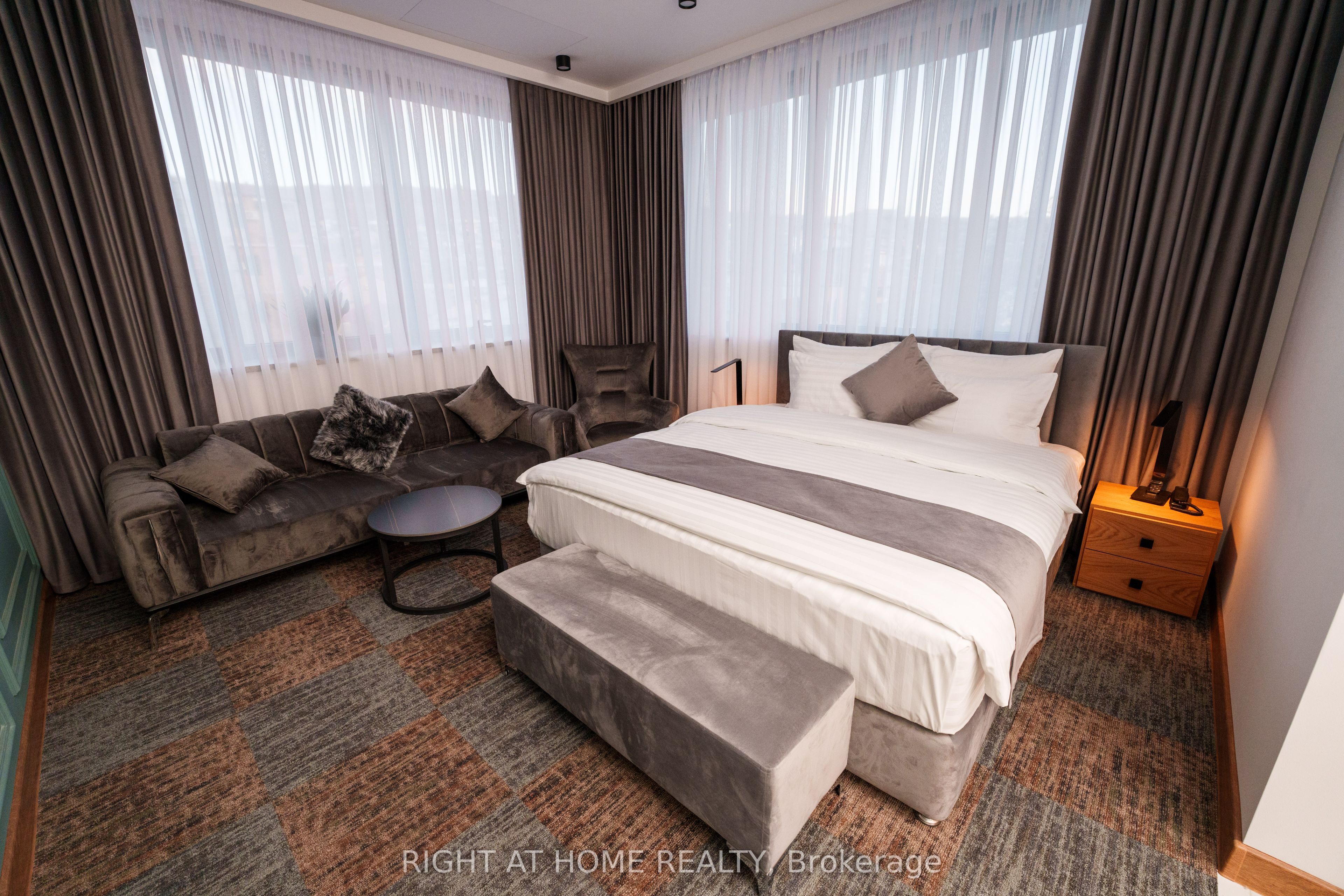 30 Vardanants Street Property Photo 43