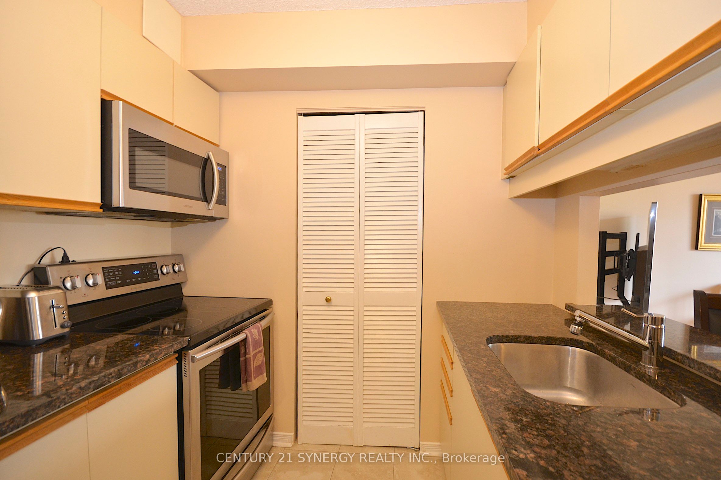 199 Kent Street 2101 Property Photo 10