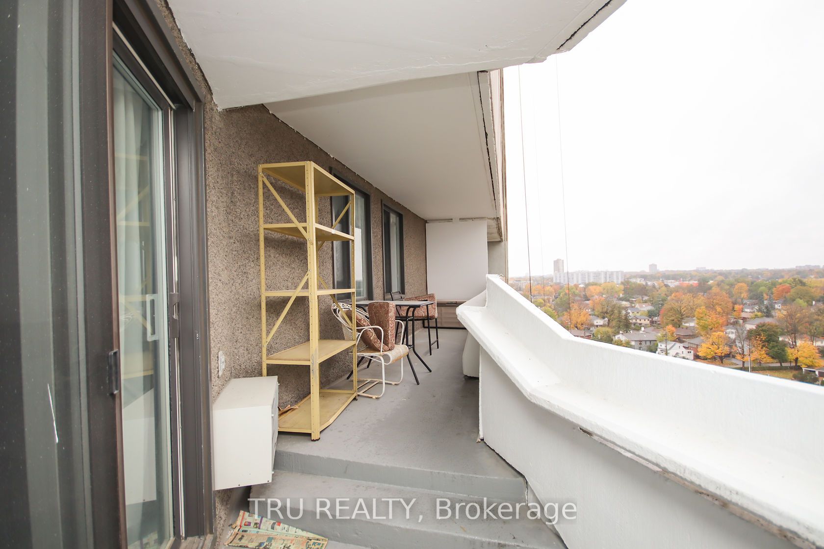 #1604 - 1081 Ambleside Drive Property Photo 30