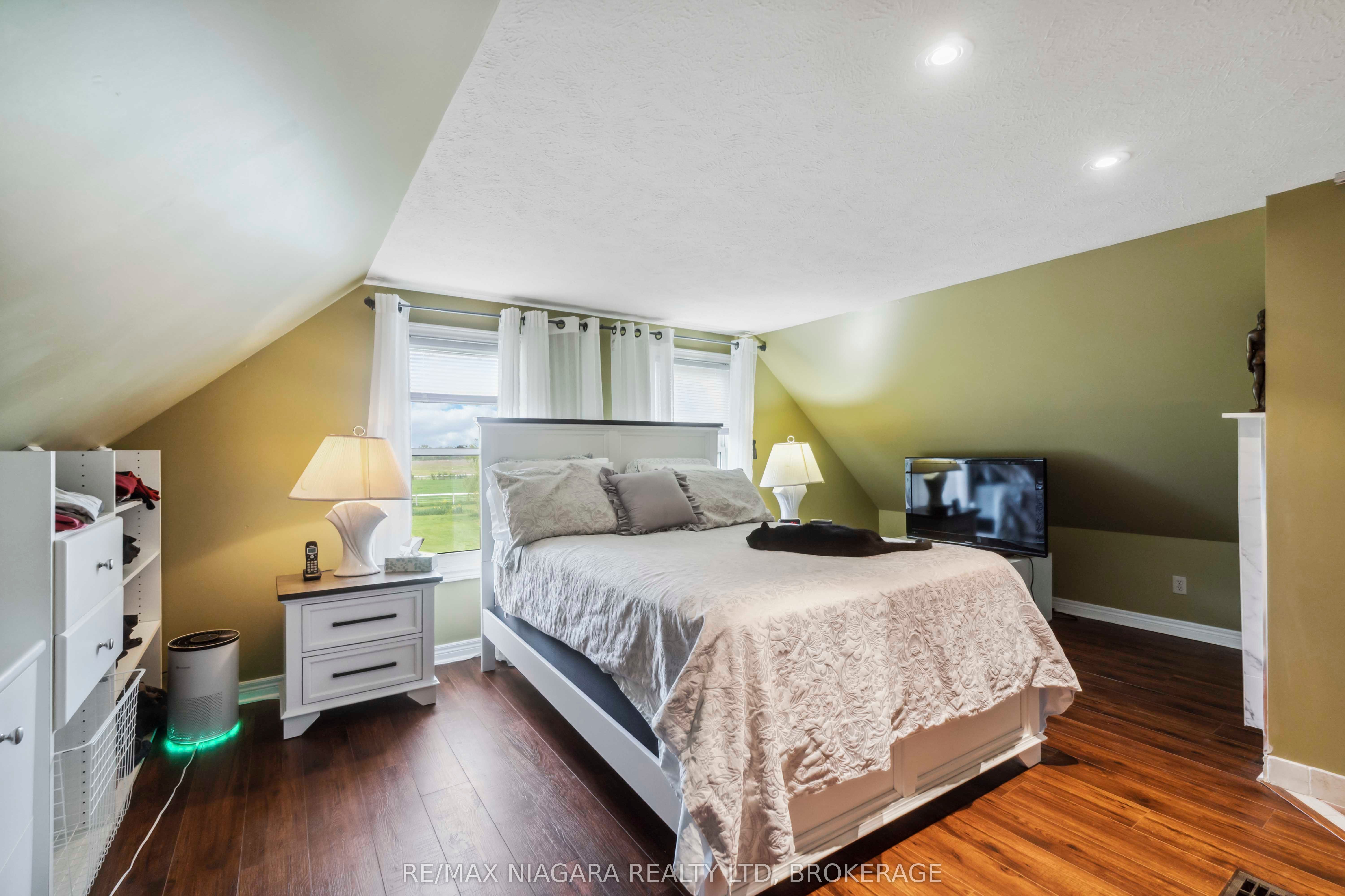 1055 Burger Rd Property Photo 15