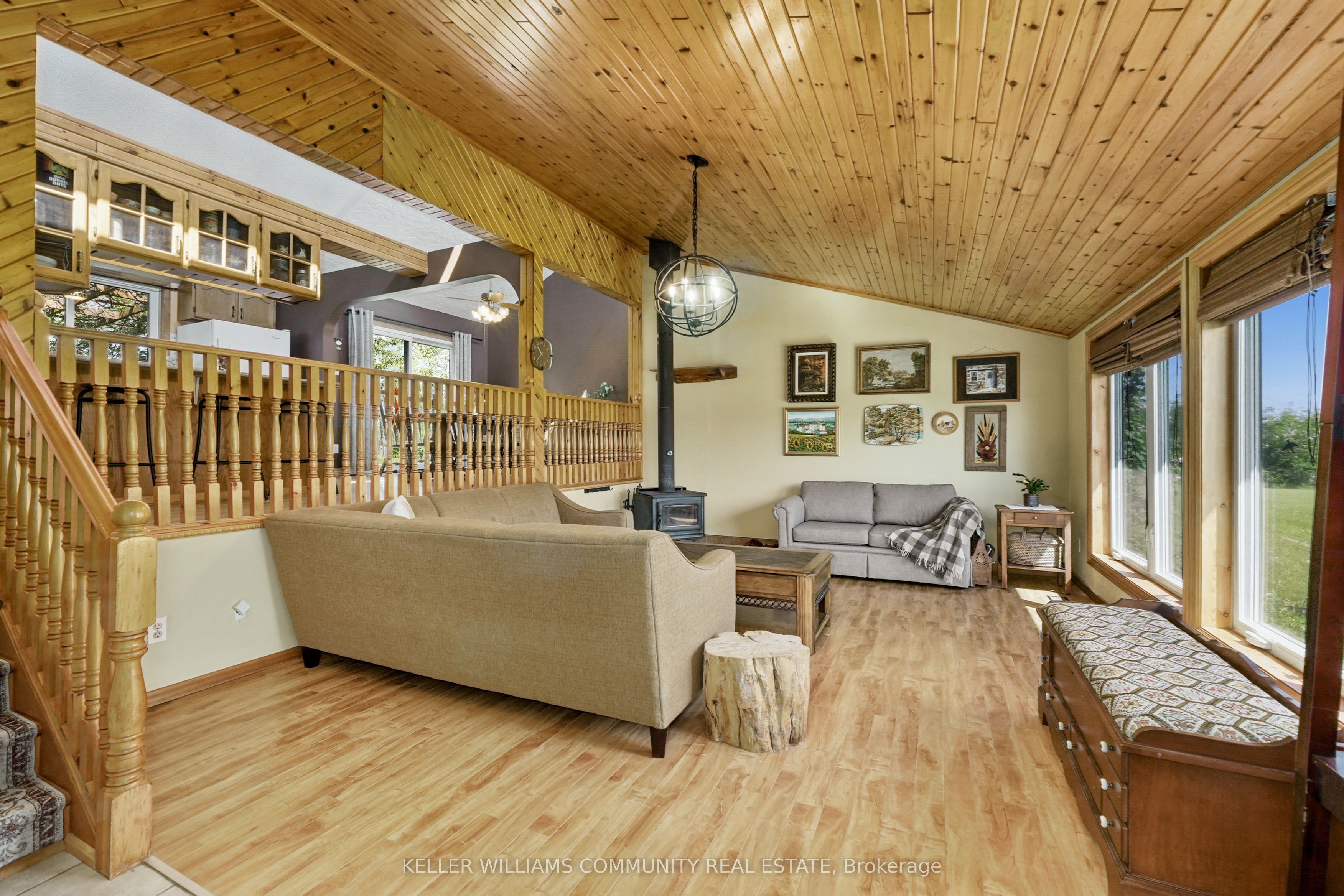 2574 Asphodel 12th Line Property Photo 1