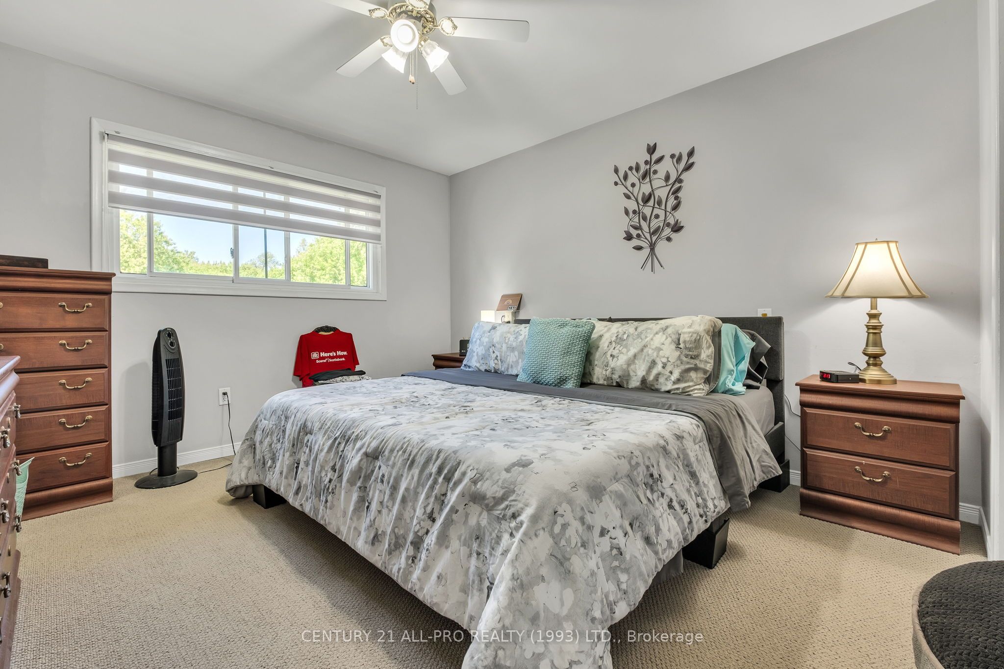 670 William Street Property Photo 32