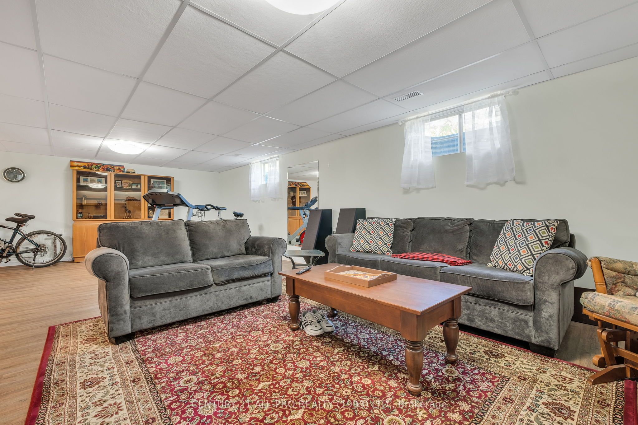 670 William Street Property Photo 41