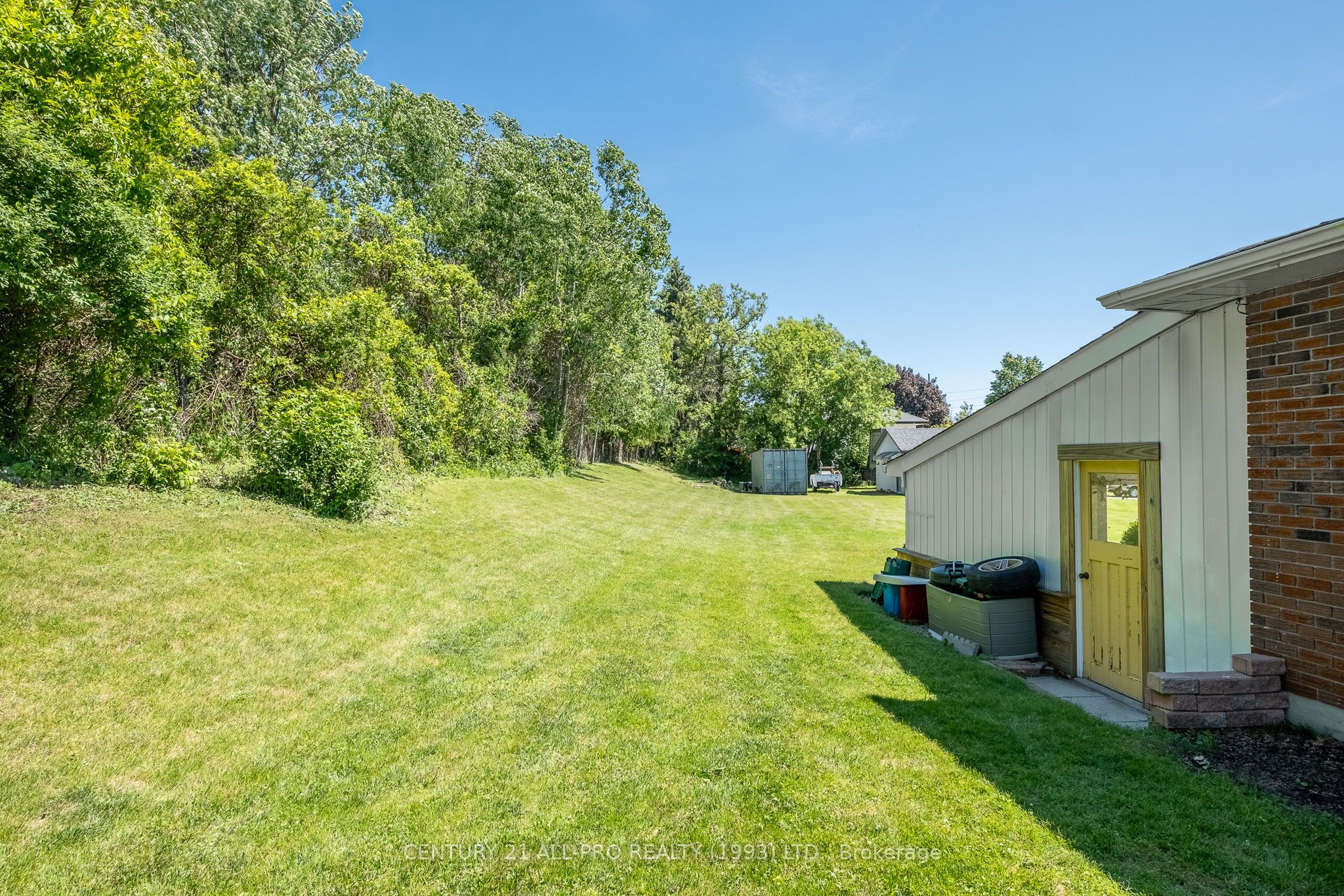 670 William Street Property Photo 48