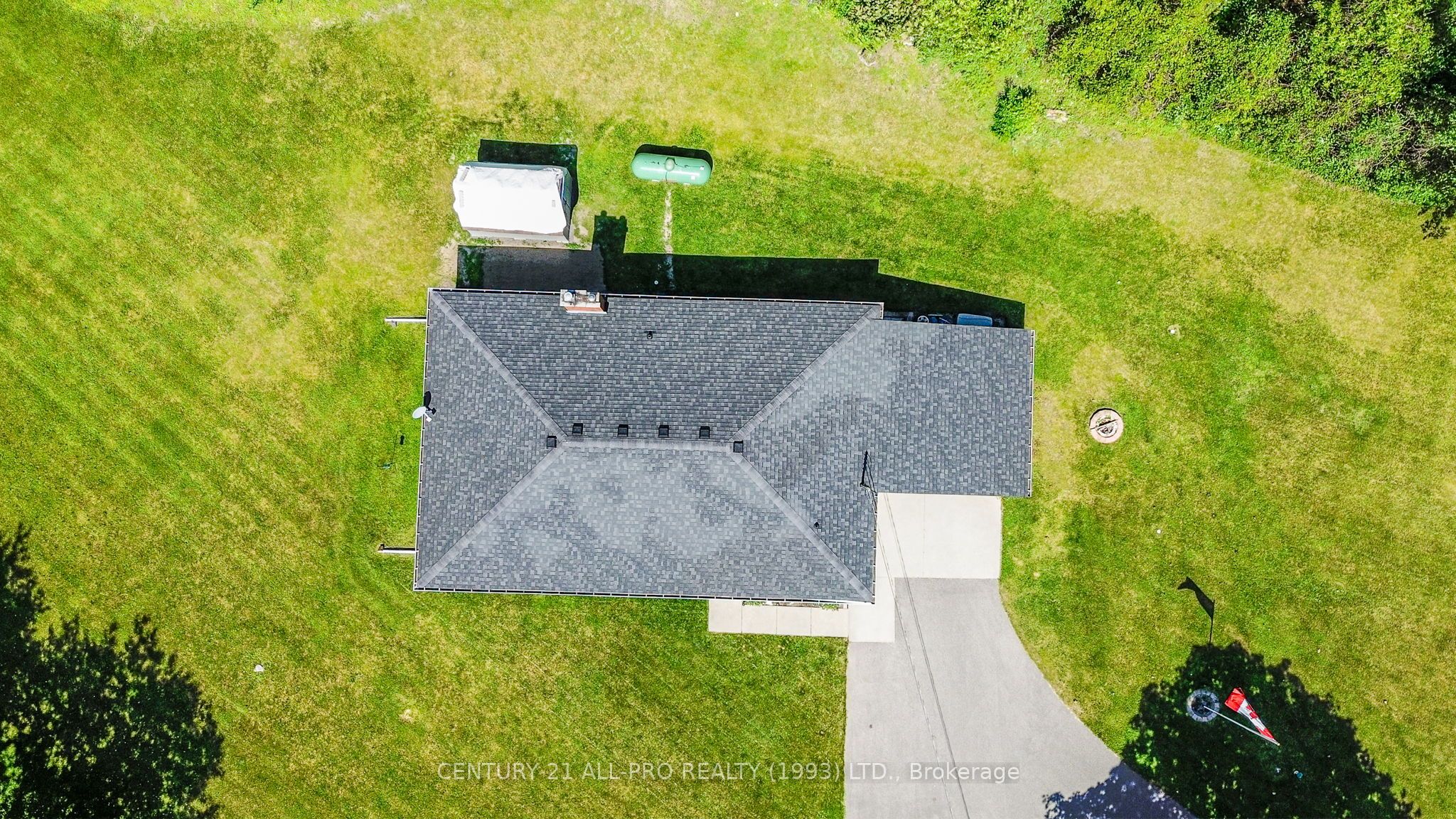 670 William Street Property Photo 49