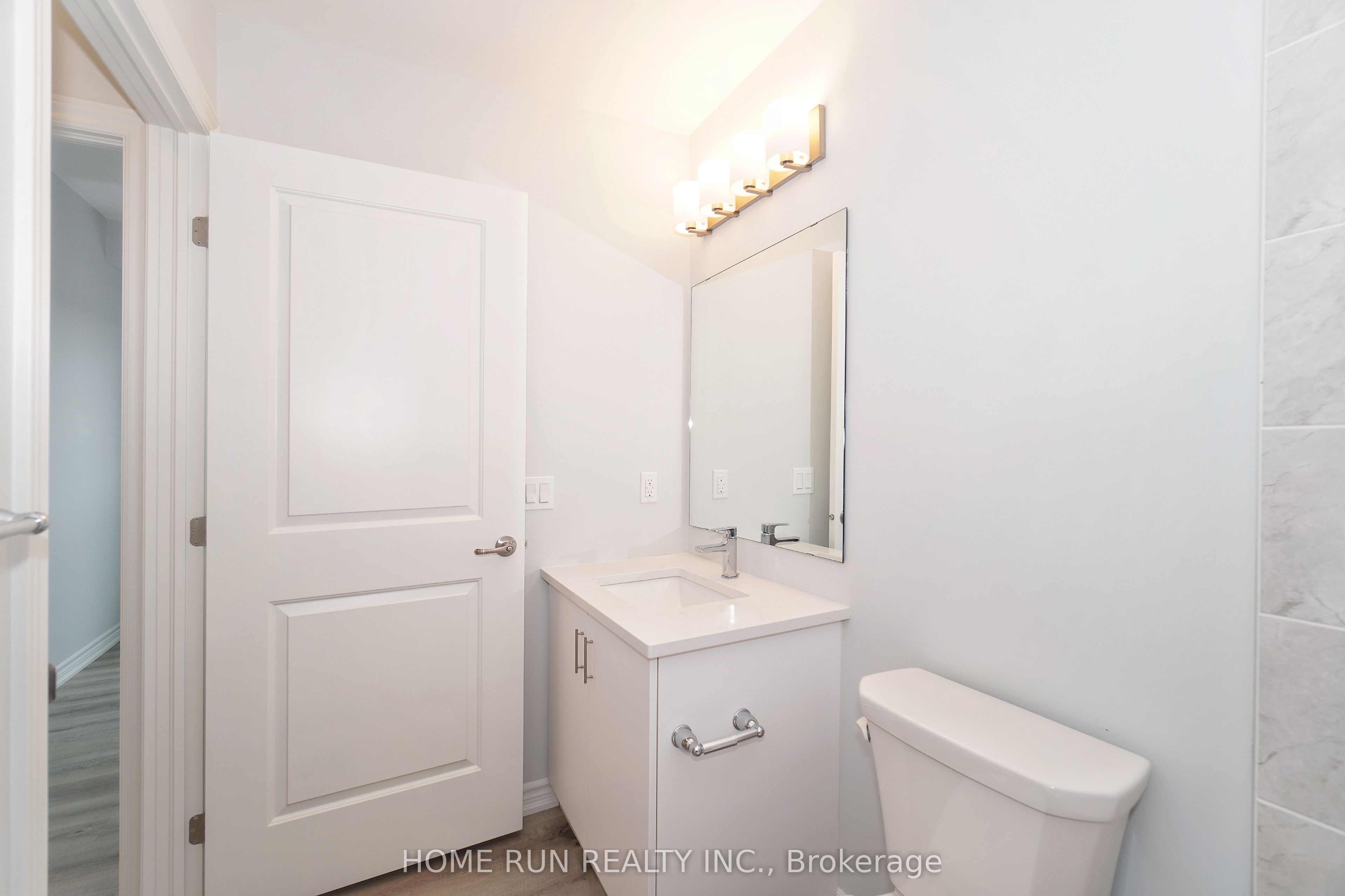 1350 Hemlock Road 511 Property Photo 10