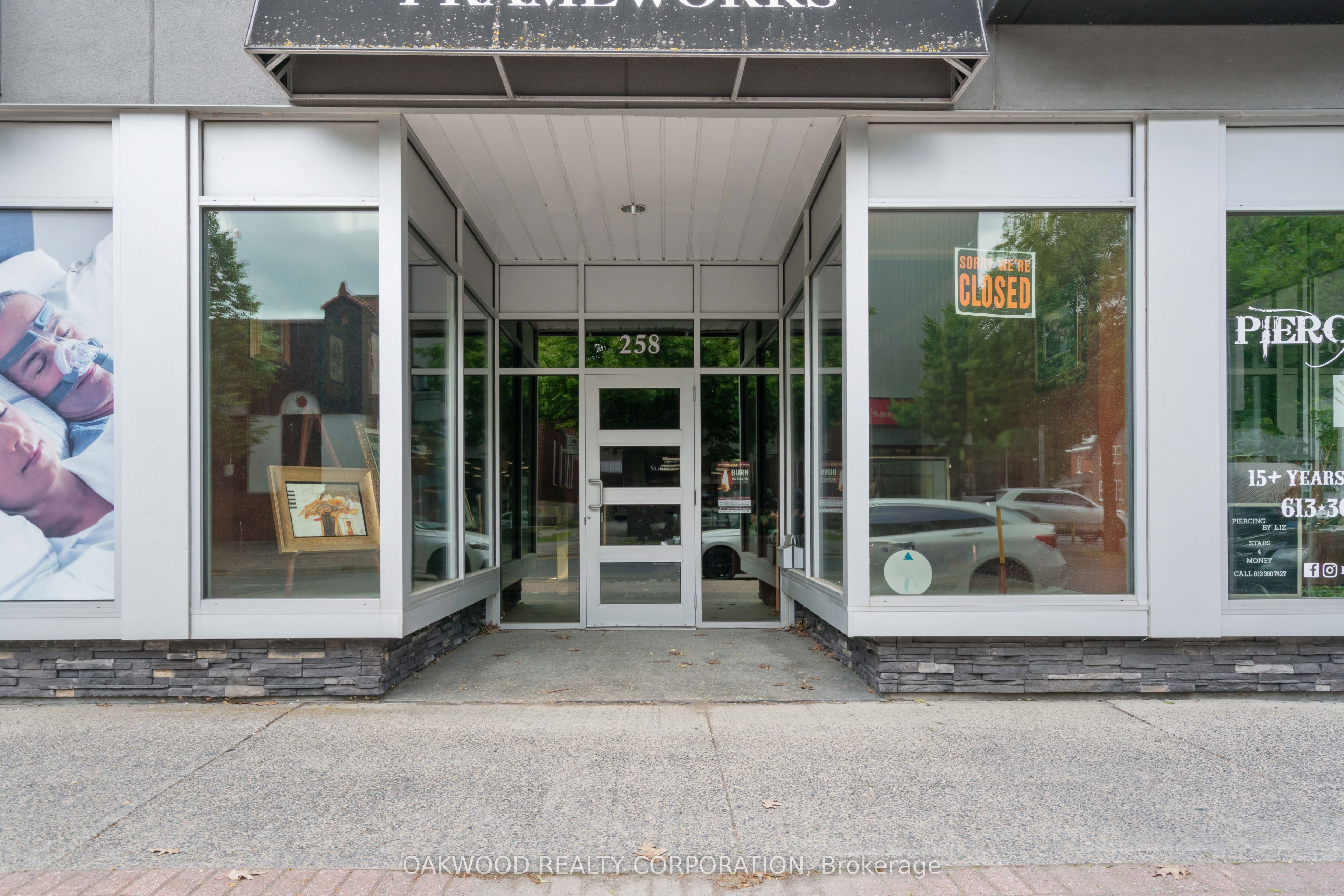 254 Pitt Street Property Photo 8