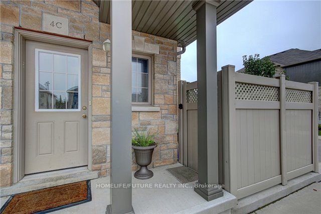 931 Glasgow Street 4c Property Photo 2