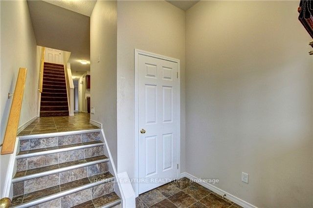 931 Glasgow Street 4c Property Photo 3