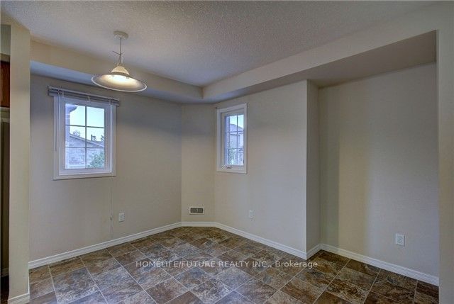 931 Glasgow Street 4c Property Photo 6