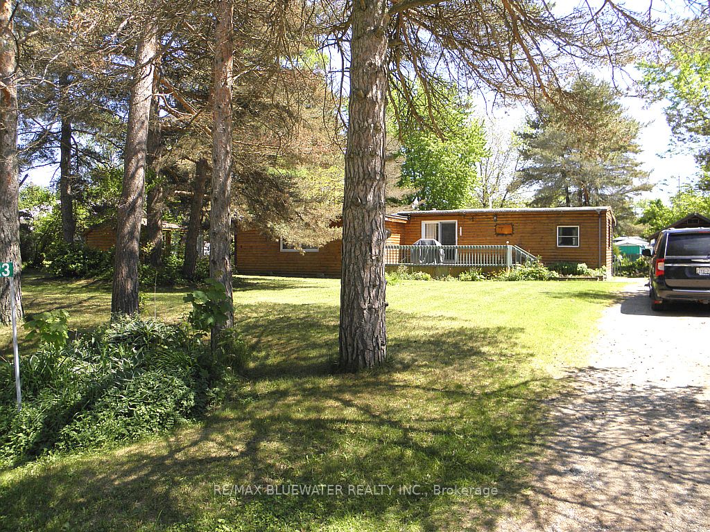 6523 West Parkway Drive Property Photo 1