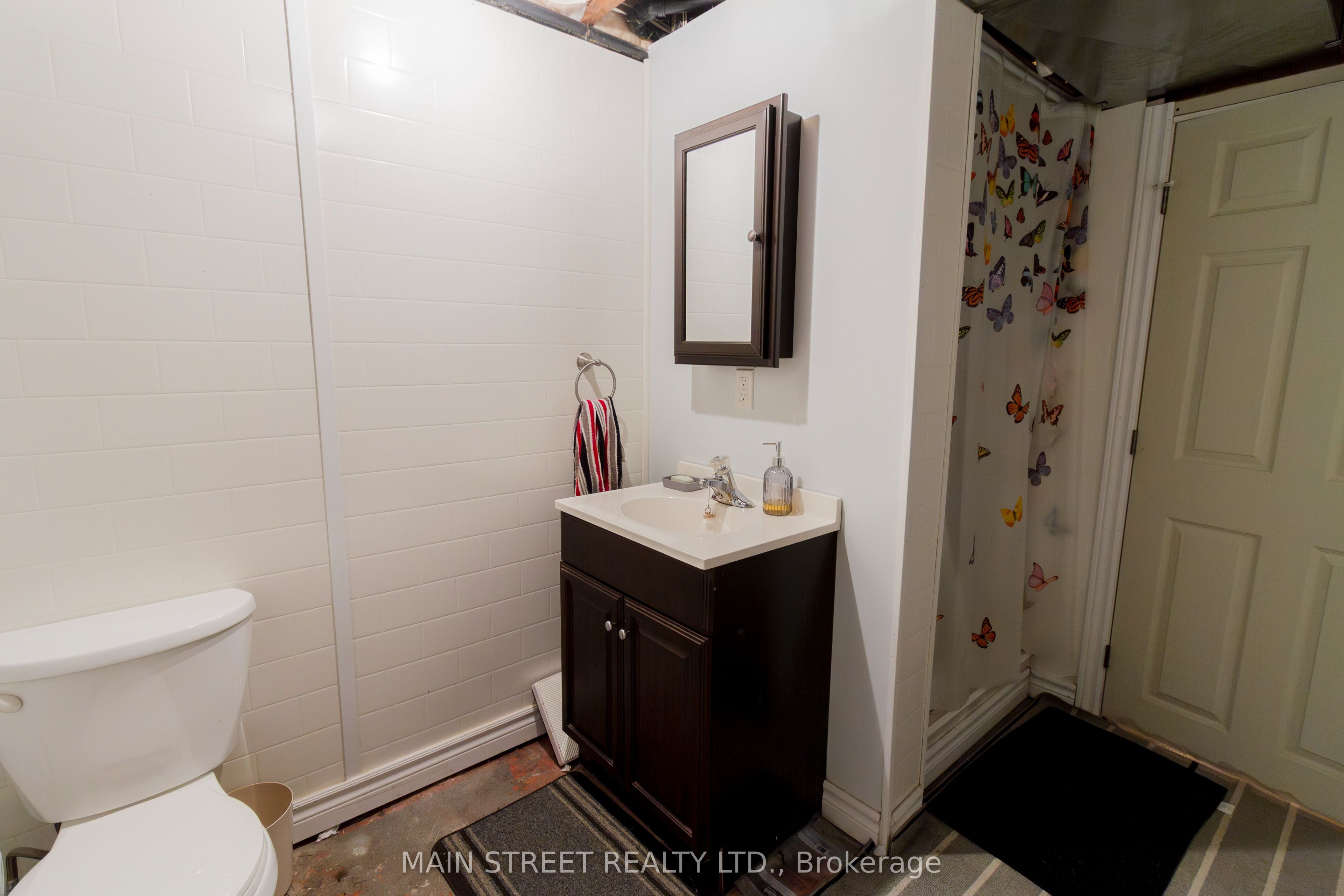 28 Prince Of Wales Drive Property Photo 7