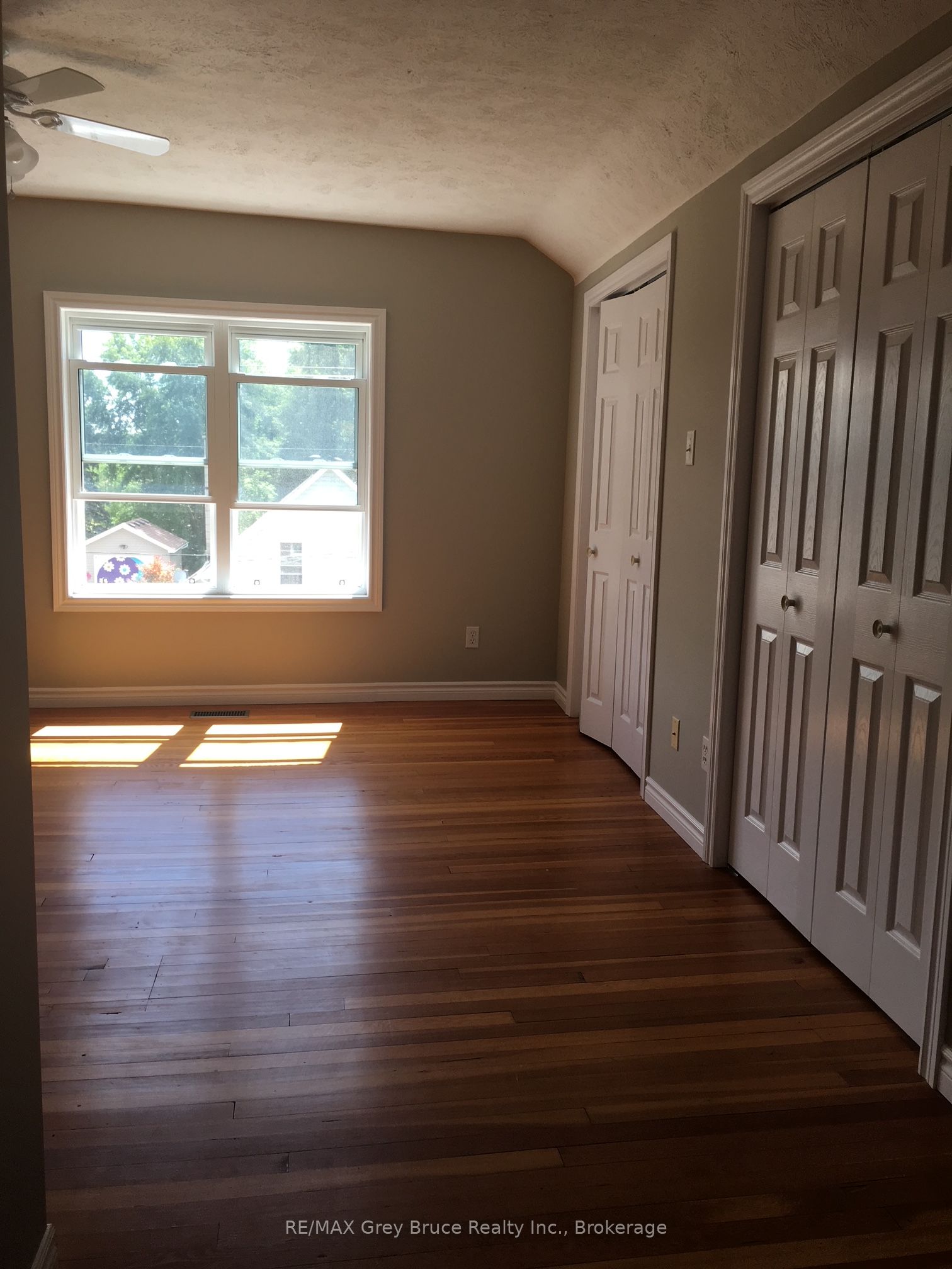 784 16th Street Property Photo 3