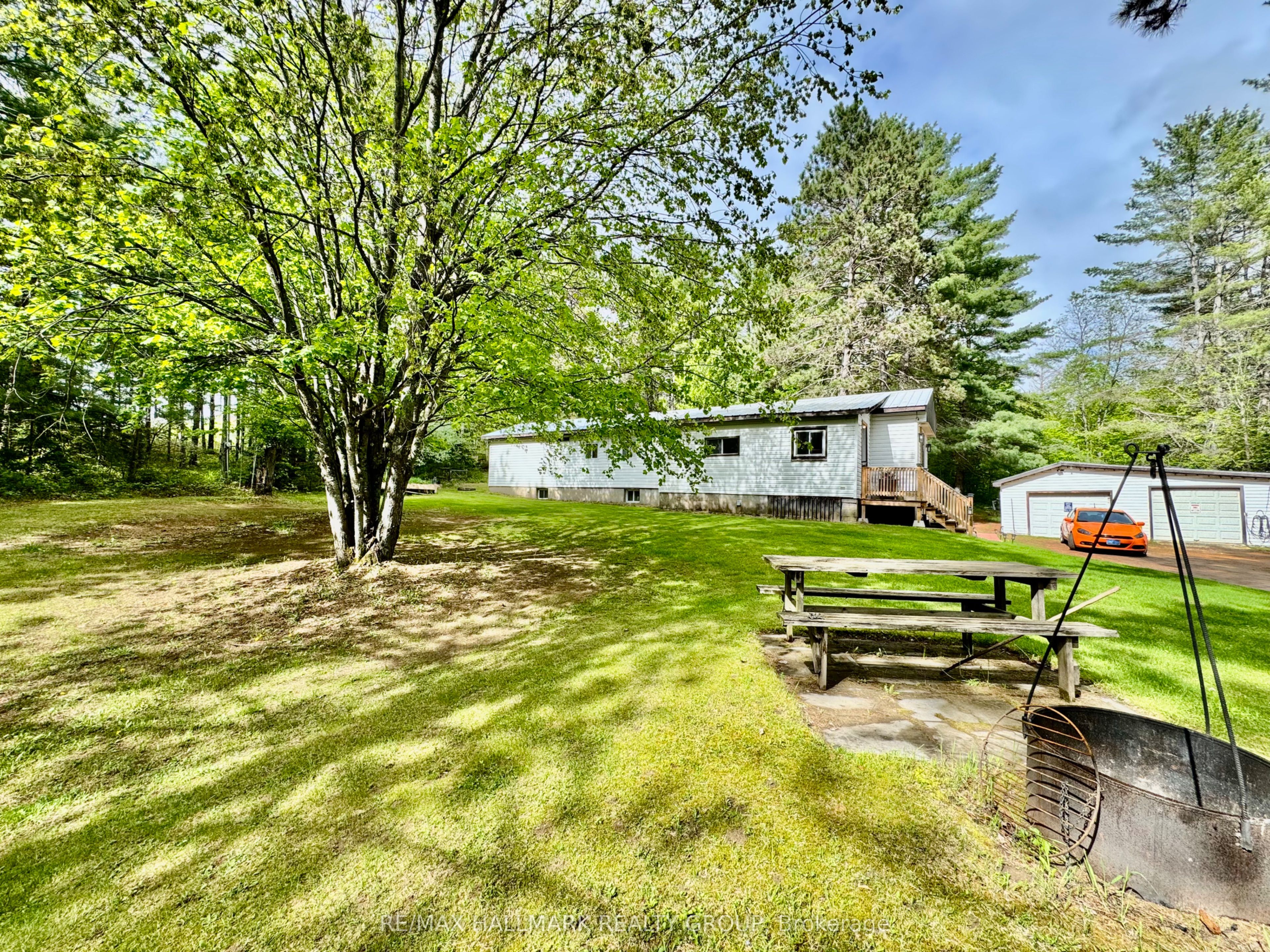 1039 Long Lake Road Property Photo 1