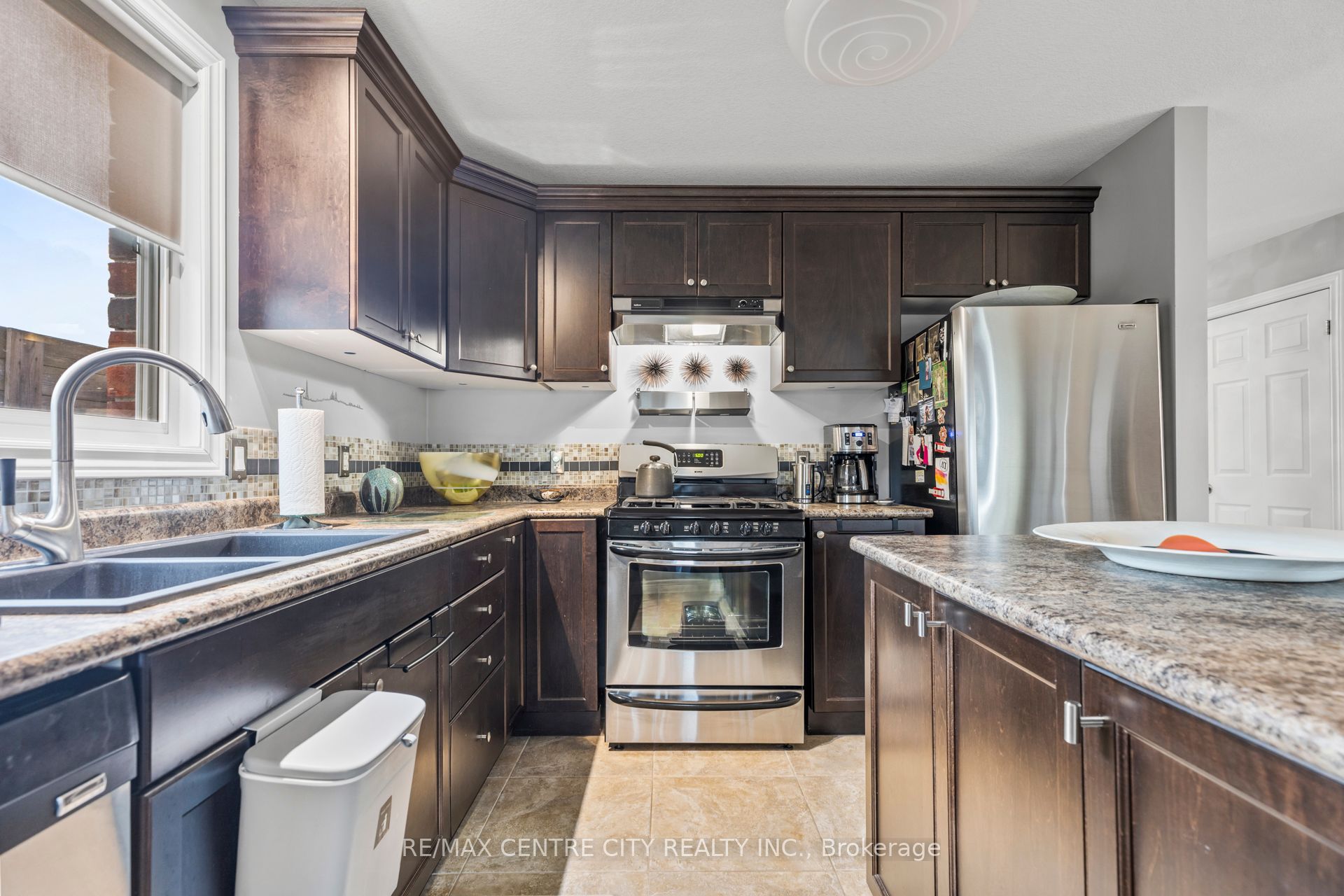 1226 Savannah Drive Property Photo 11