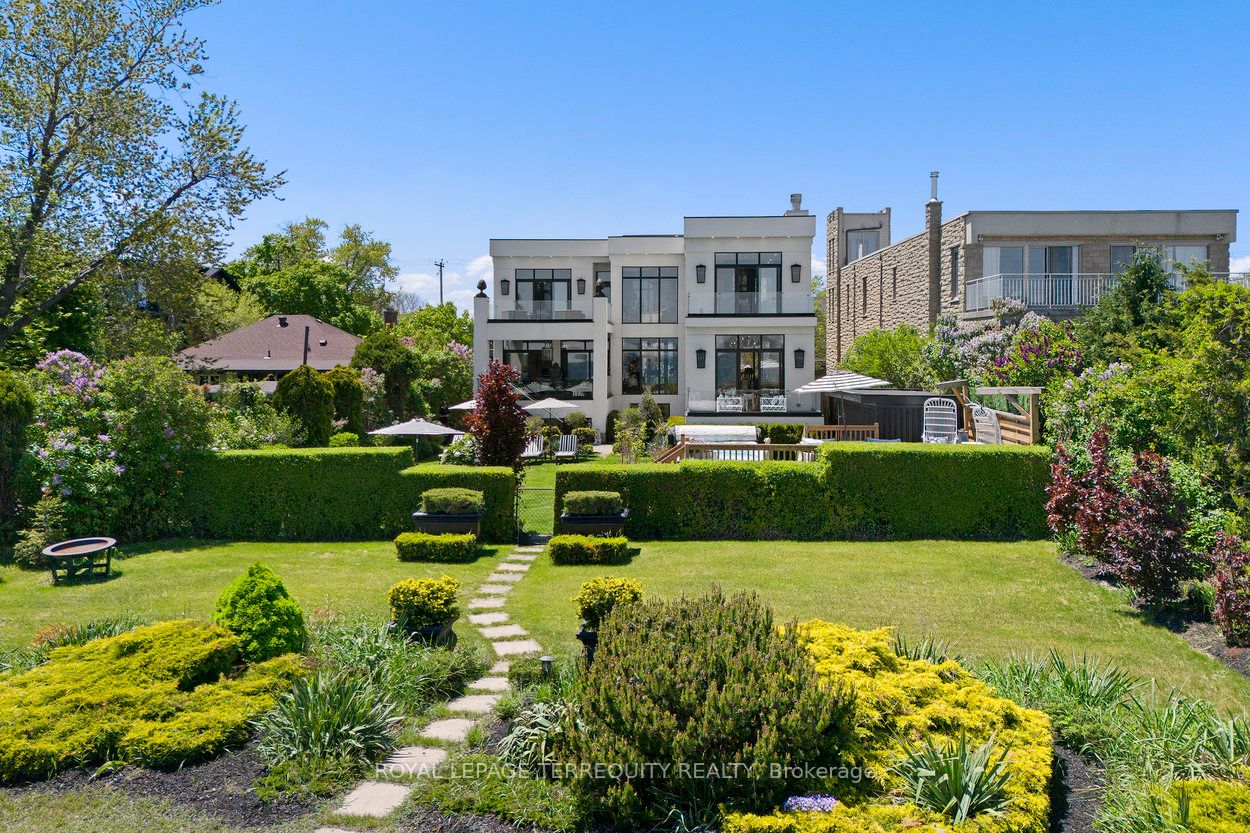 711 Beach Boulevard Property Photo 1
